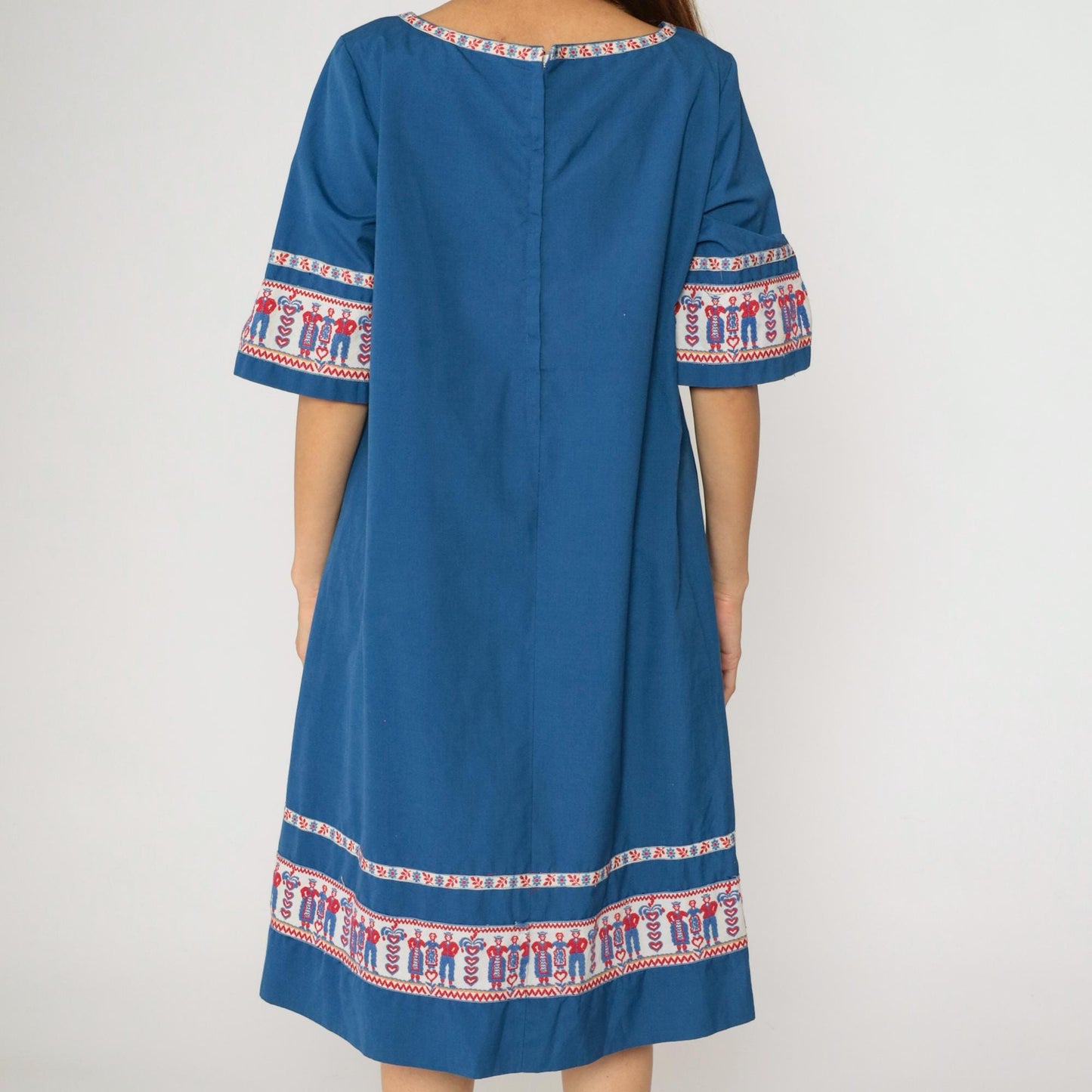 1970s Austrian Folk Embroidered Shift Dress Blue Midi Bell Sleeve Medium Large