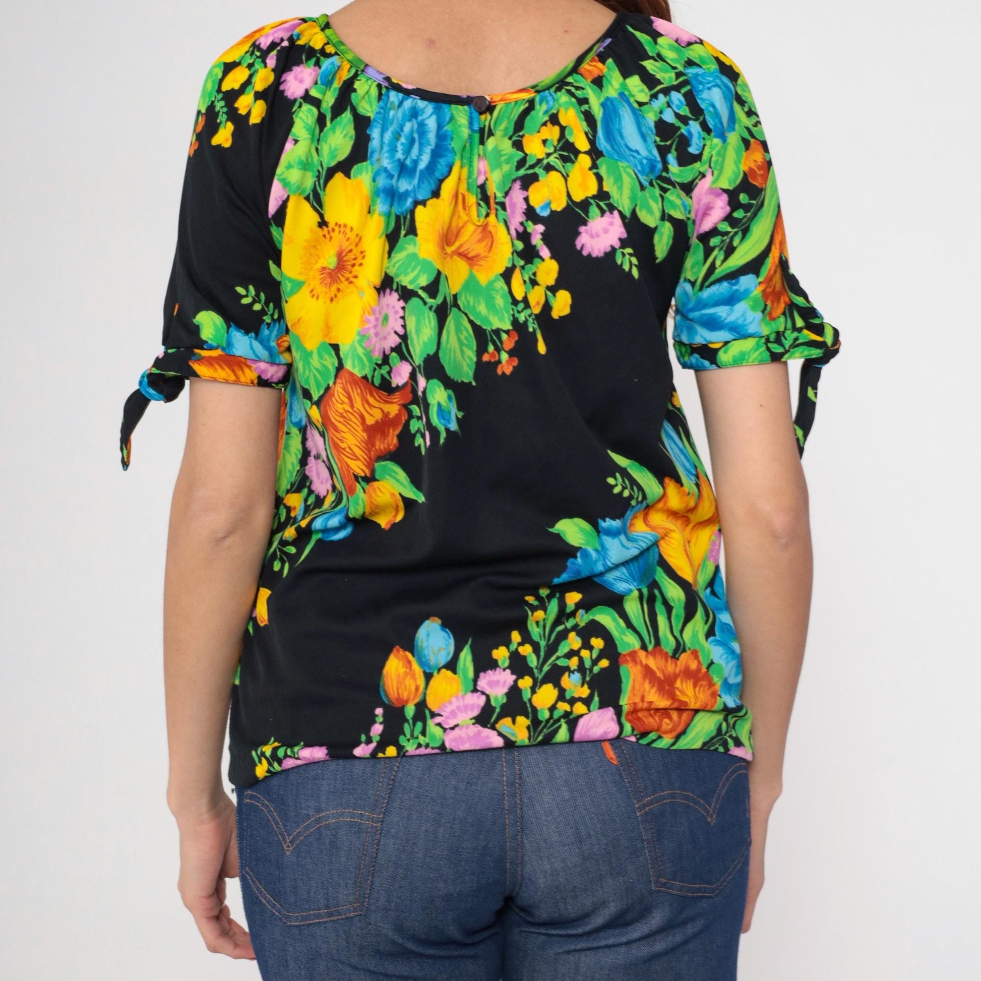 70s Black Floral Blouse Tie Sleeve Keyhole Neckline Short Sleeve Small