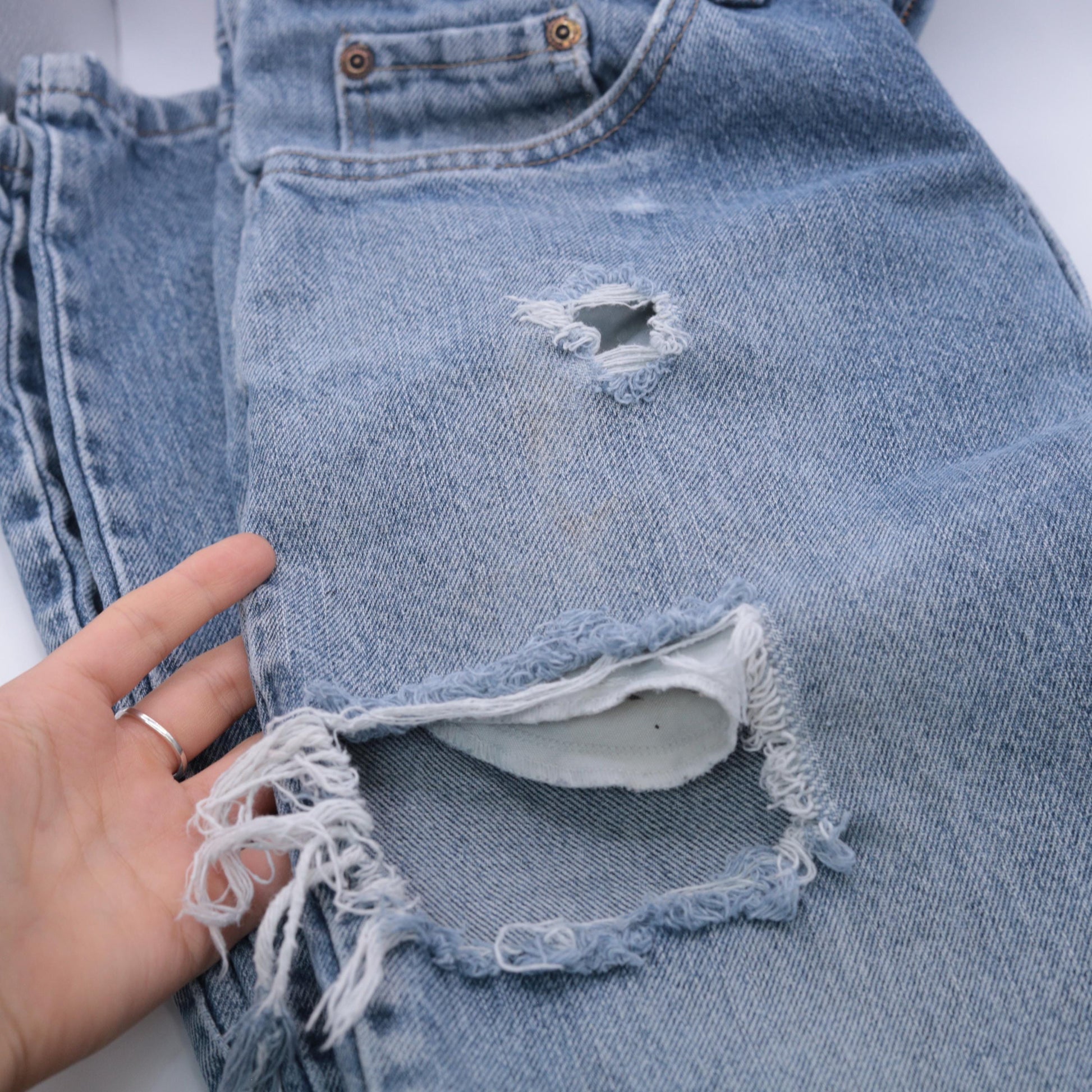 90s Wrangler High Waisted Straight Leg Jeans Blue Distressed Rips 30x32