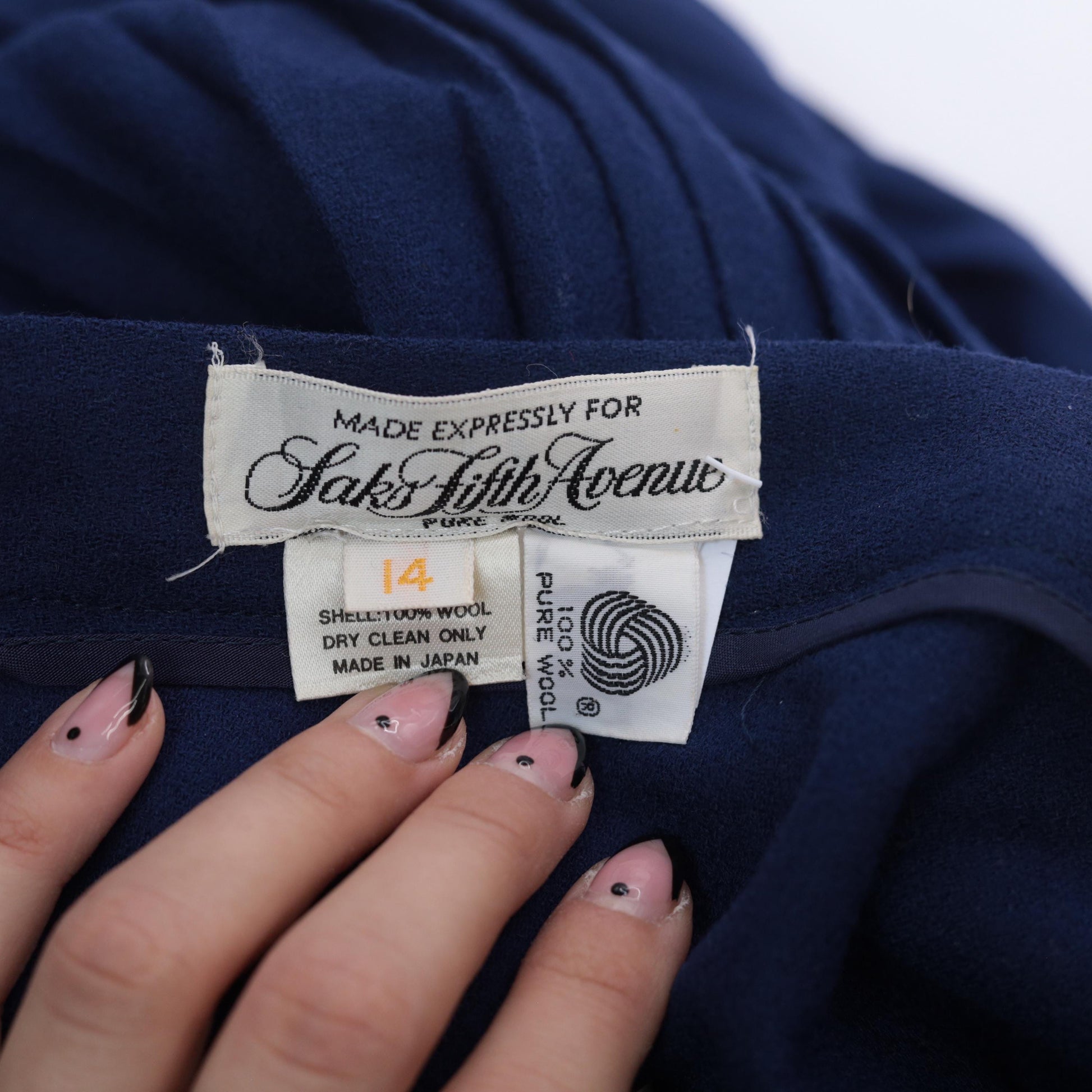 80s Saks Fifth Avenue Navy Wool Pleated Midi Skirt High Waisted Medium