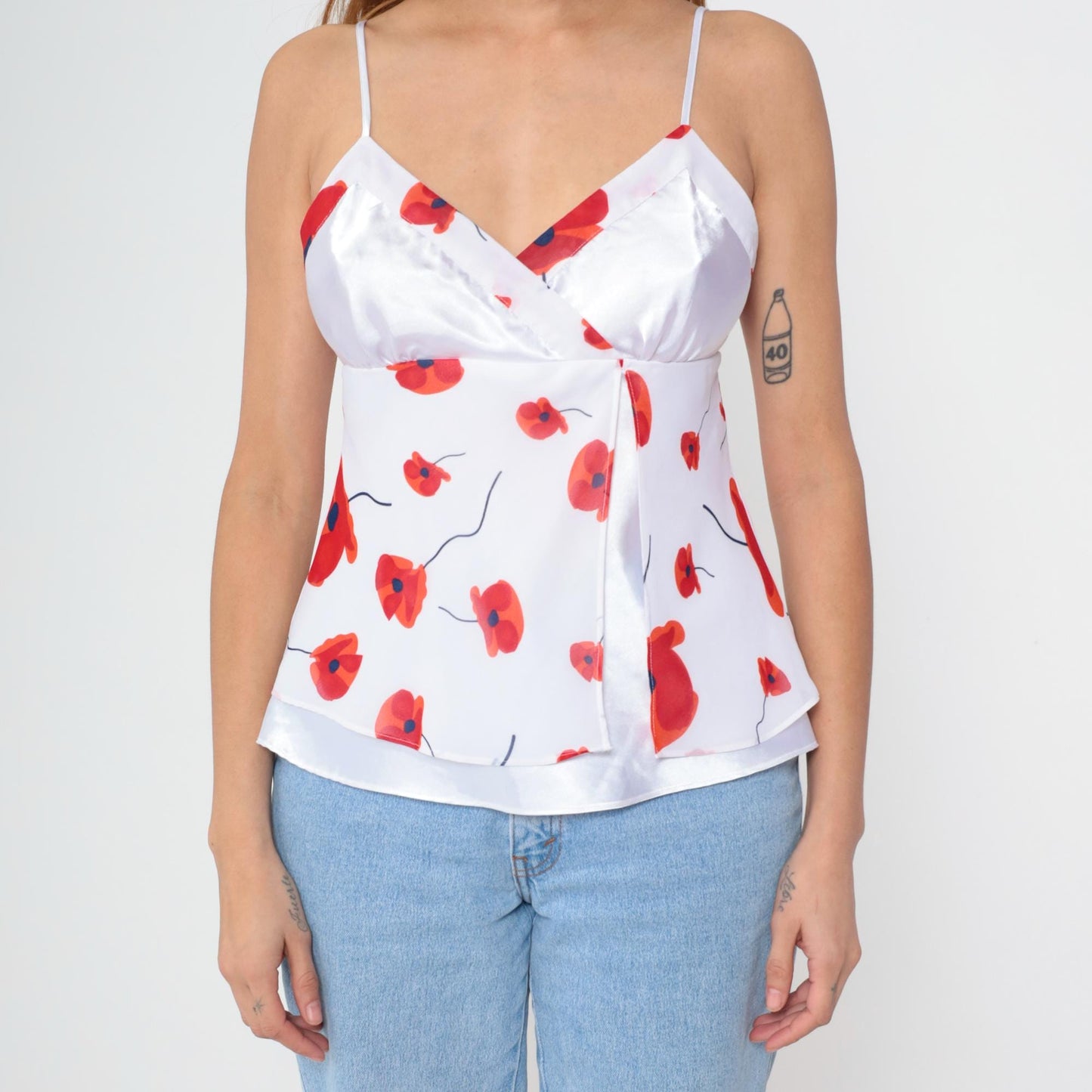 Y2K Red Poppy Floral Camisole White Spaghetti Strap Wrap Front Medium M