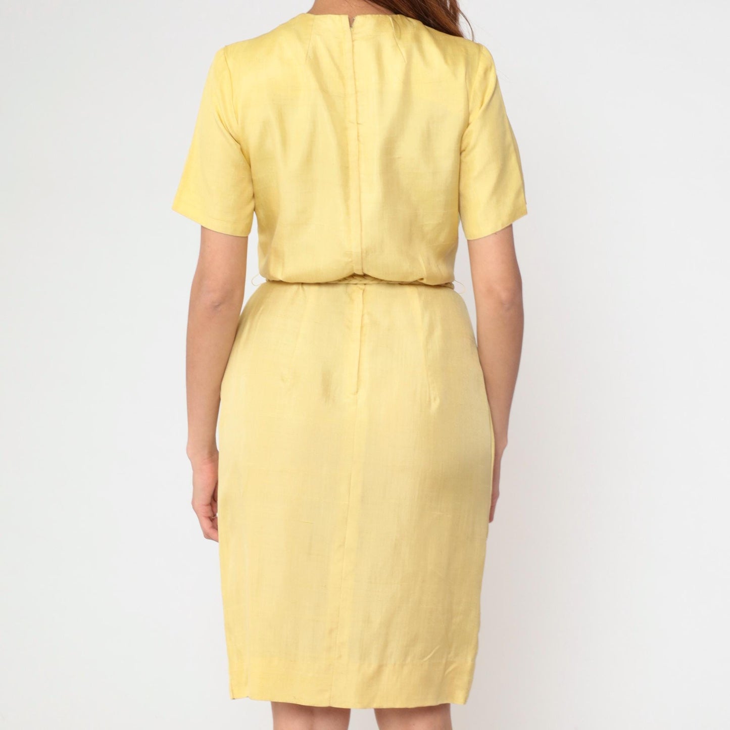 1960s Yellow Silk Shift Dress Crew Neck Belted Short Sleeve Small S
