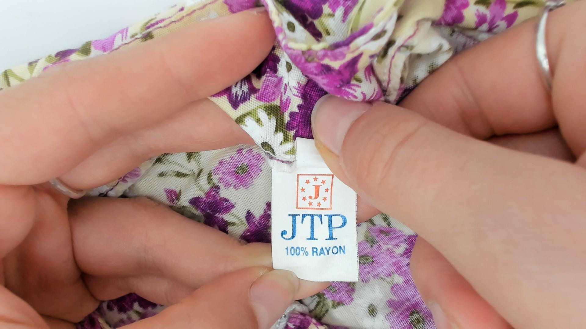90s JTP Ditsy Floral Zip Front Dress Purple Rayon Knee Length Medium Large