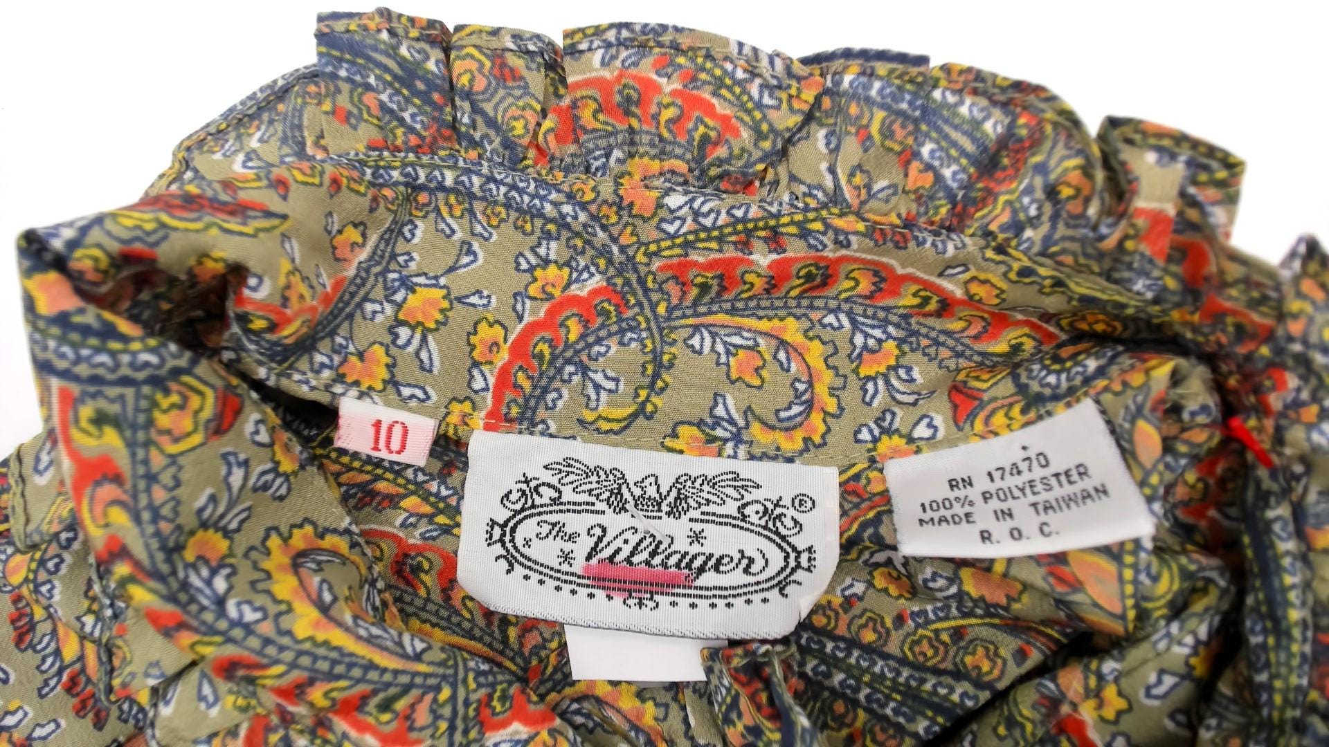 70s The Villager Paisley Two Piece Set Sage Green Blouse Midi Skirt Small