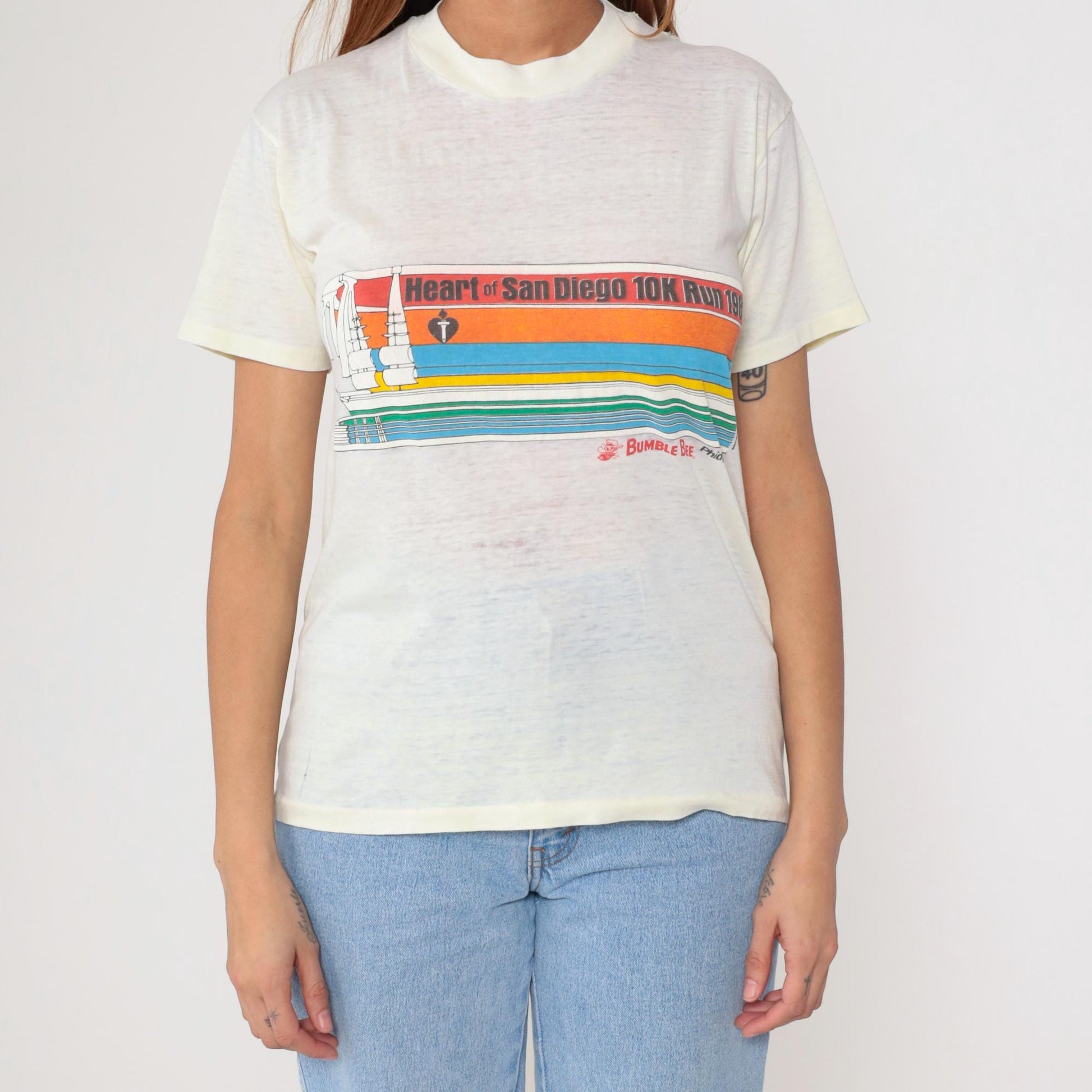80s San Diego 10K Run Yellow Rainbow Stripe Graphic Tee Large L