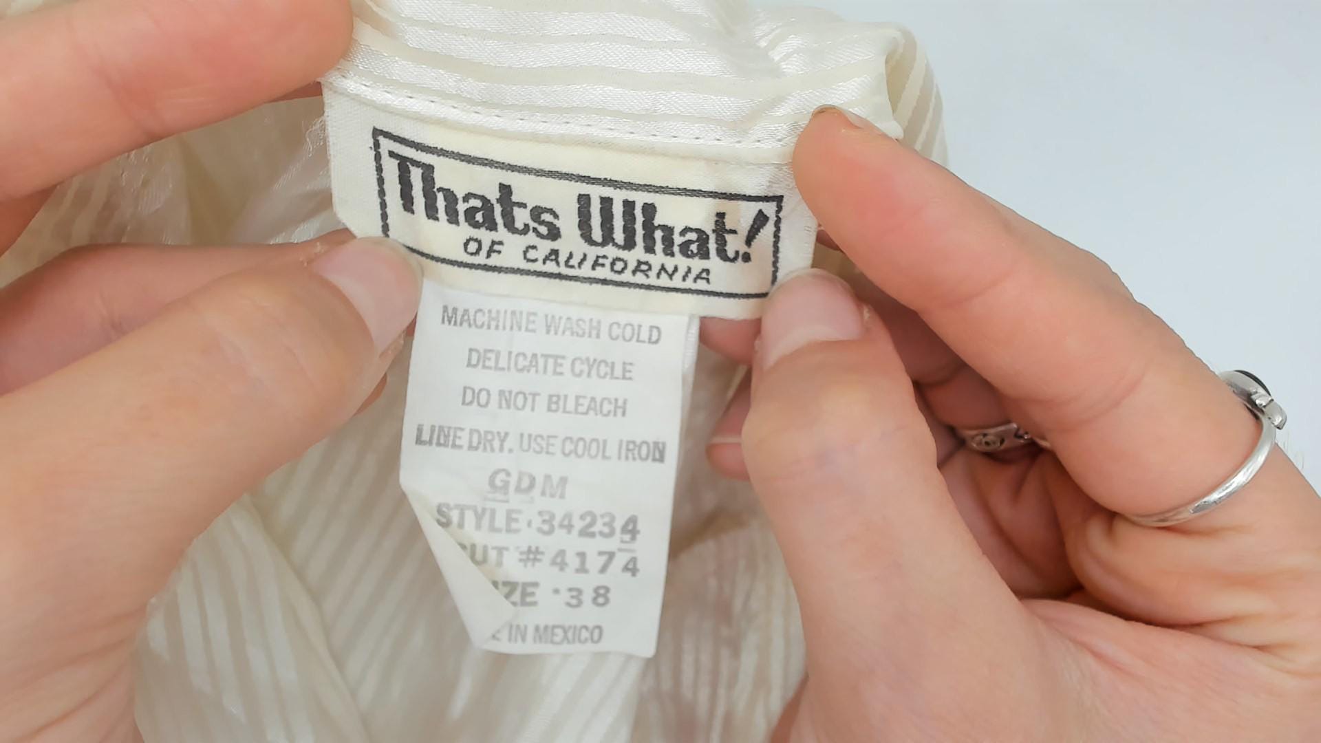 90s That's What! of California Satin Blouse Cream Striped Button Up V Neck Large