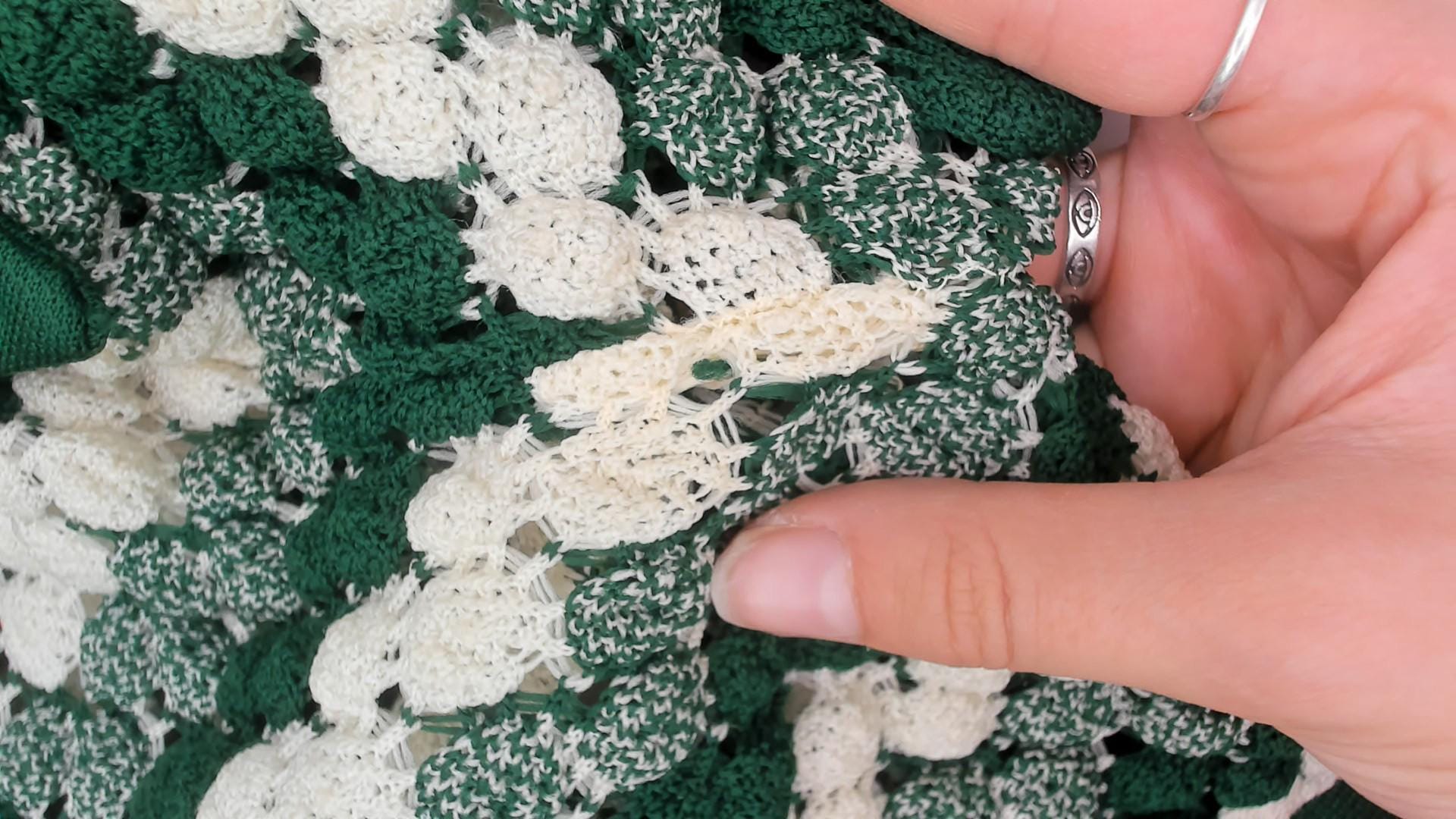 70s Emerald Green Chevron Knit Crop Cardigan Button Front Short Sleeve XS