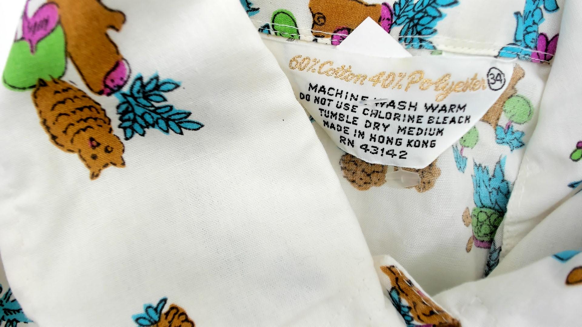 70s Animal Print Button Down Shirt Owl Turtle White Cotton Small S