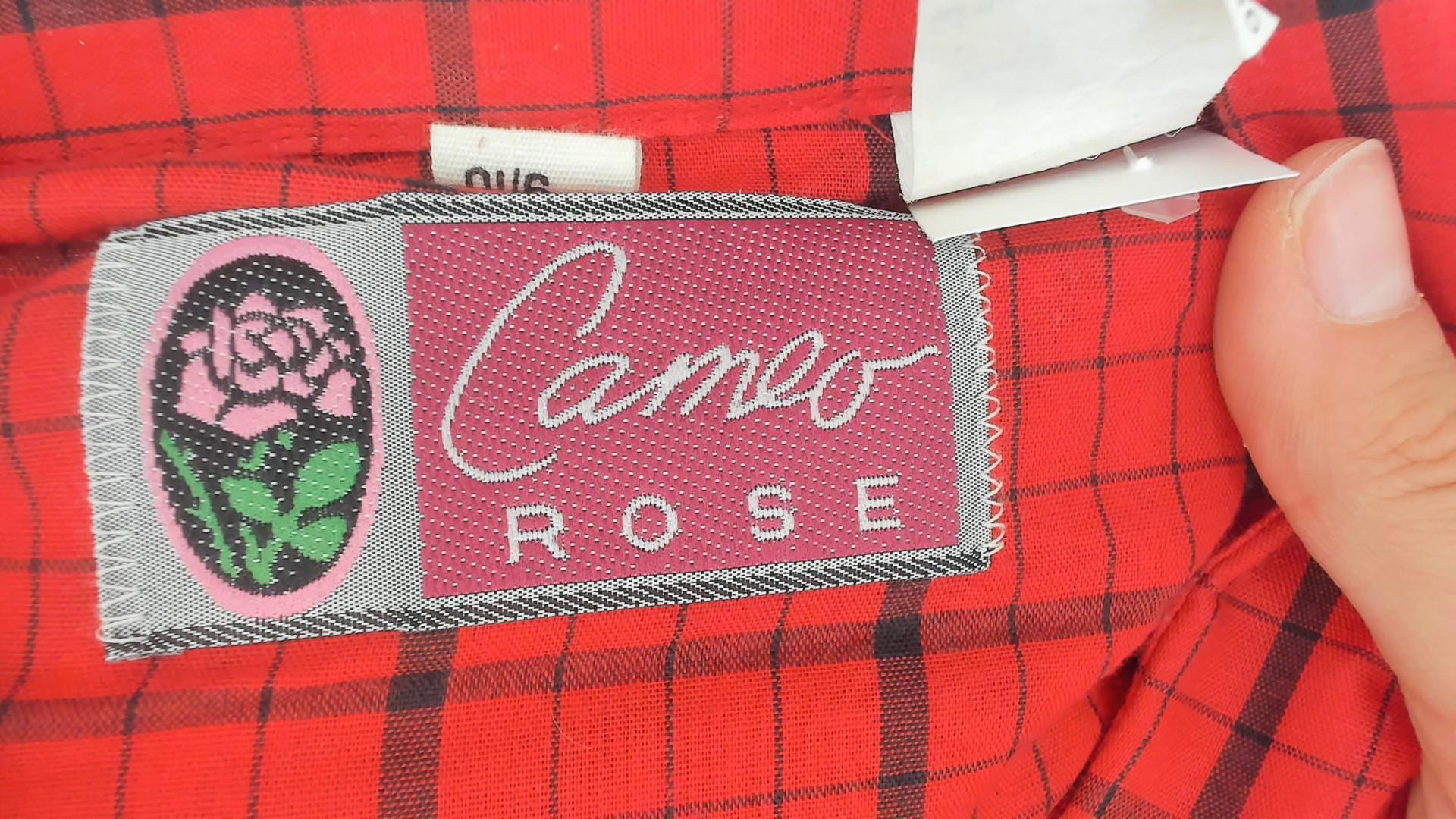 80s Cameo Rose Red Black Plaid Pearl Snap Western Shirt Small