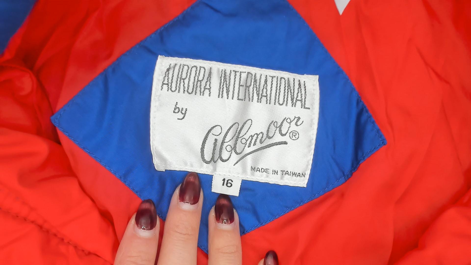 80s Aurora International Blue Quilted Jacket Diamond Pattern Red Lining Medium