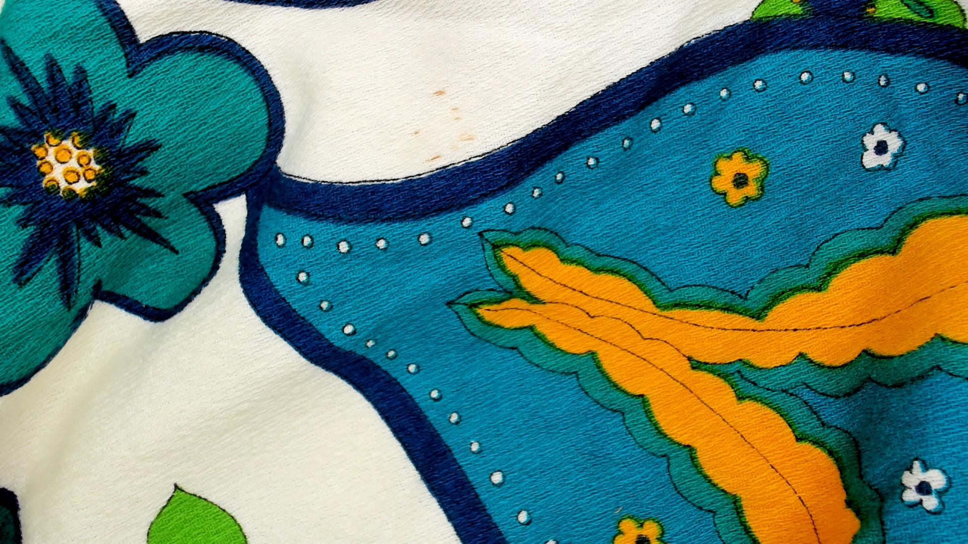70s Psychedelic Floral Maxi Dress Bark Cloth Collared Short Sleeve Medium