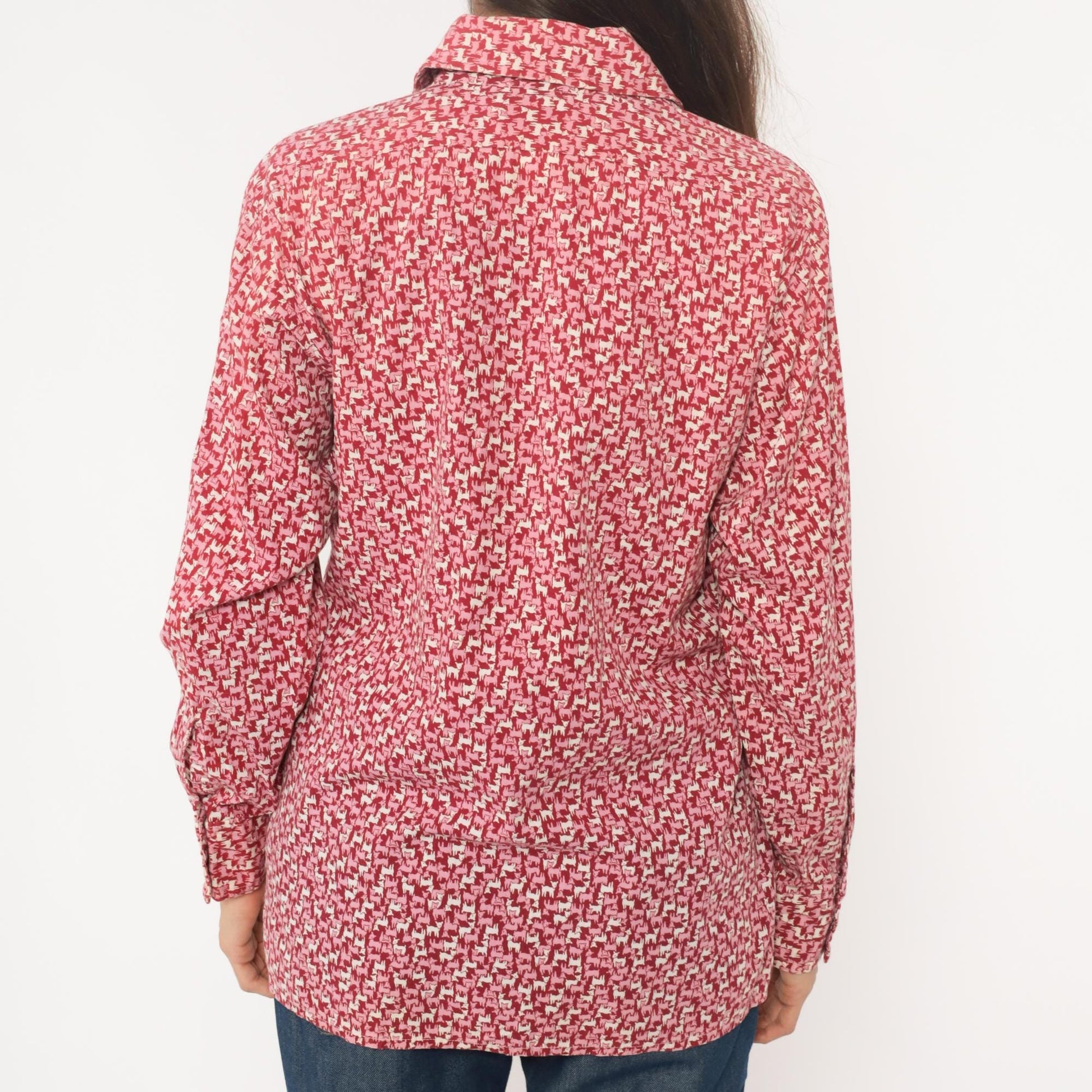 70s Van Heusen Lamb Print Button-Up Blouse Red Cream Pointed Collar Large L