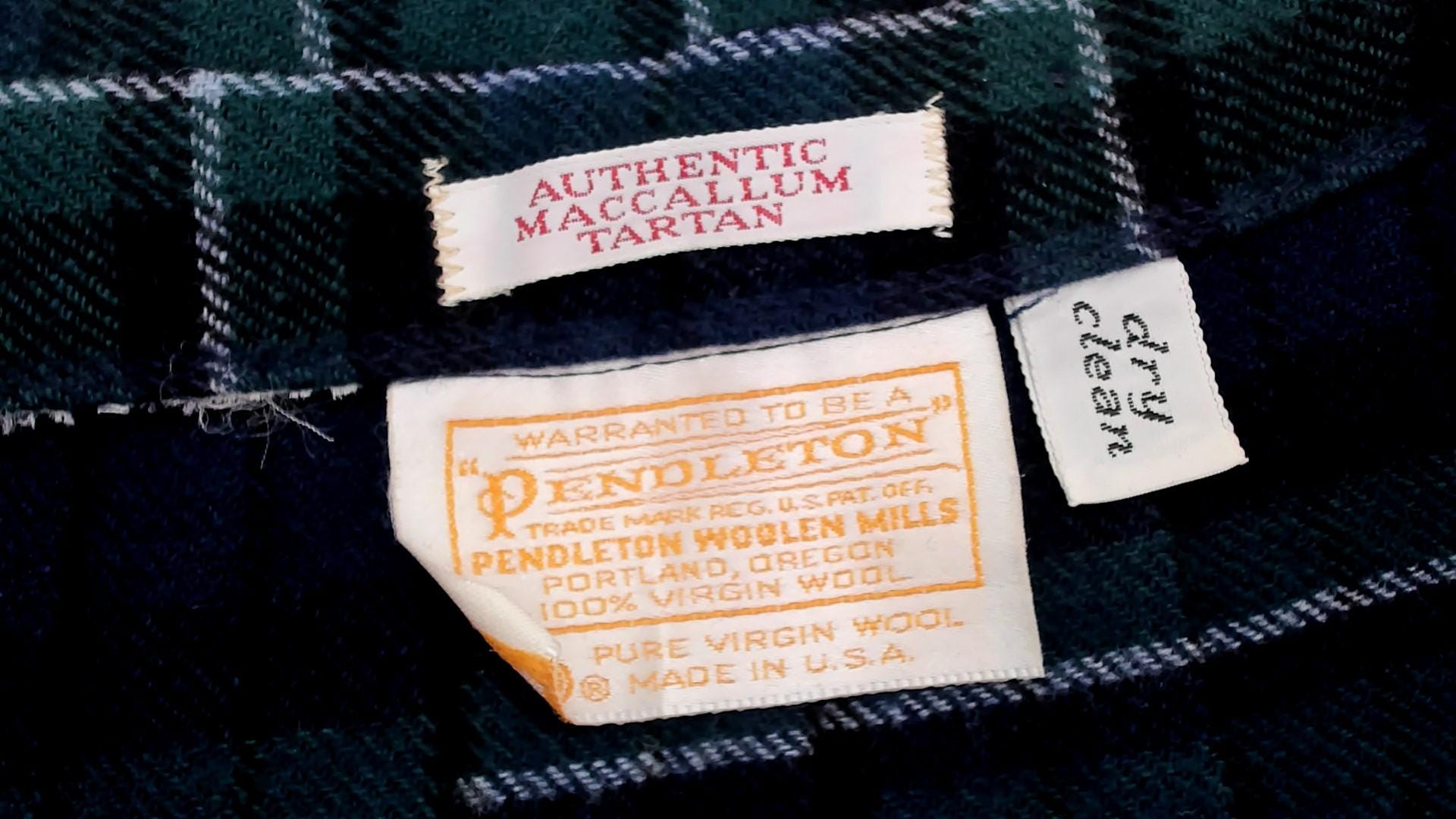 Pendleton Plaid Wool Skirt 80s Green Navy Tartan Pleated High Waist Small
