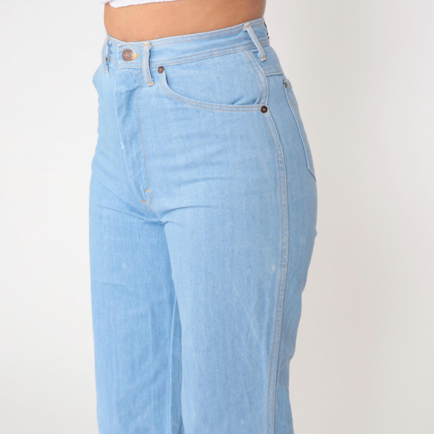 80s Funny Girl Light Wash High-Waisted Straight Leg Jeans Small S