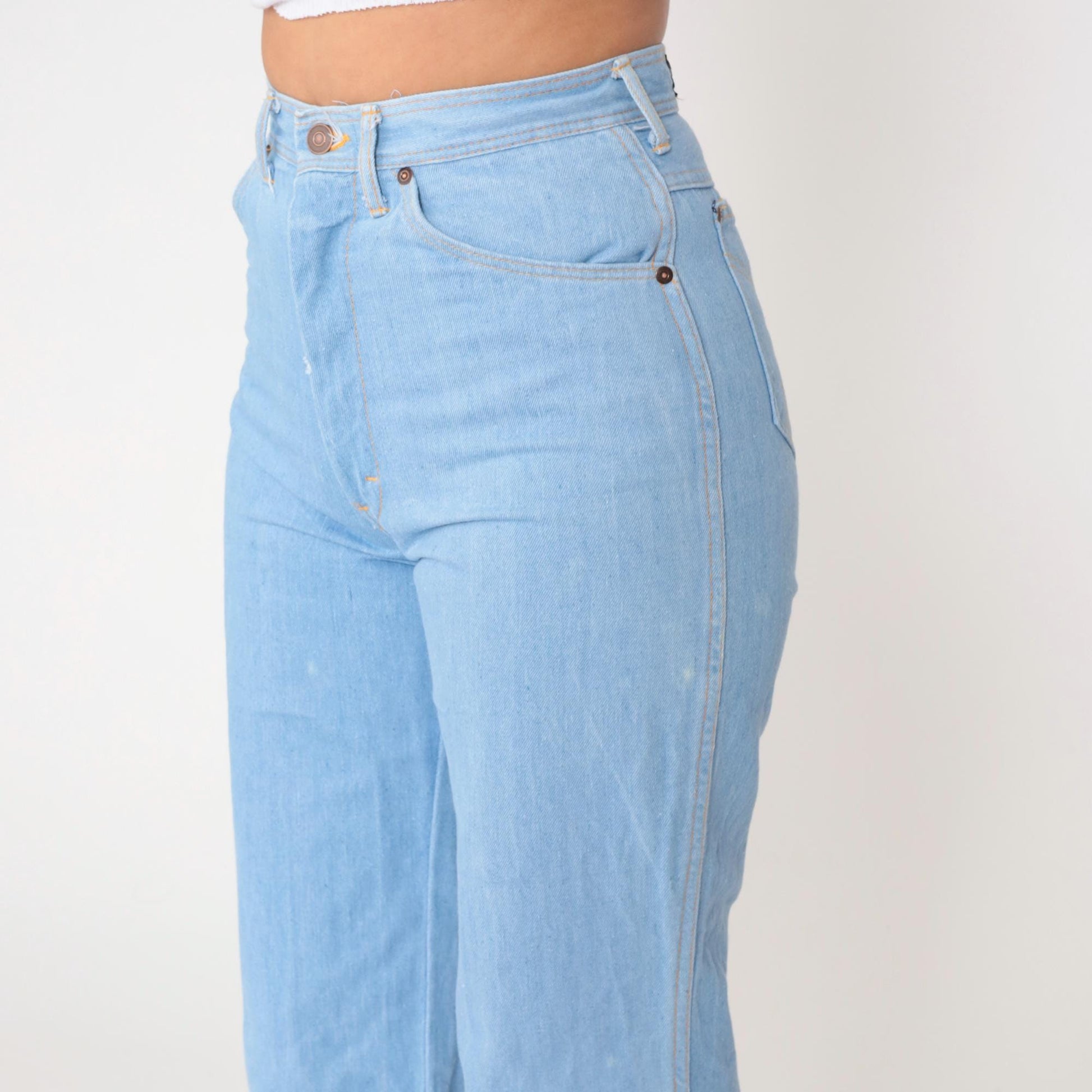 80s Funny Girl Light Wash High-Waisted Straight Leg Jeans Small S