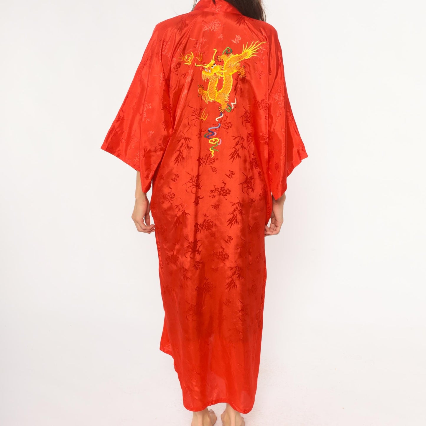 80s Dragon Kimono Robe Red Satin Embroidered Dressing Gown Medium
