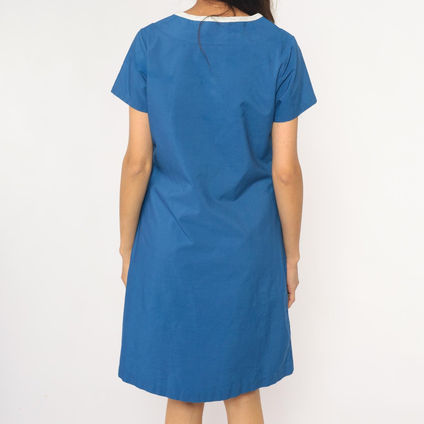 70s Blue Floral Embroidered House Dress White Trim Knee Length Medium