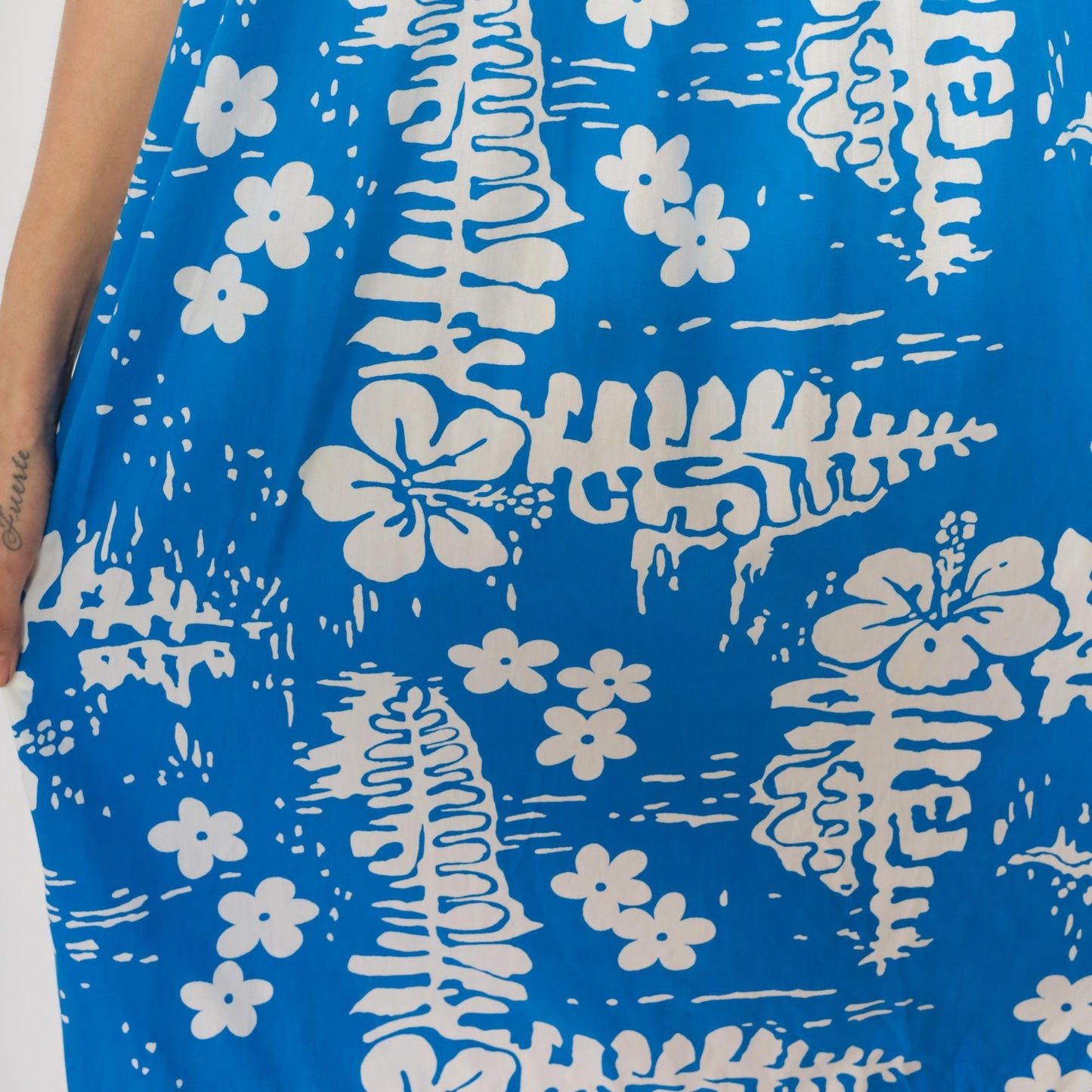 90s Hawaiian Tropical Floral Empire Waist Dress Blue Cotton Knee Length Medium