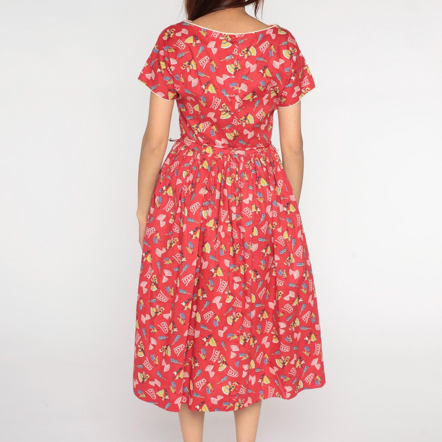 60s Red Novelty Print Dress Mexican Dancer Guitar Boat Neck Medium M