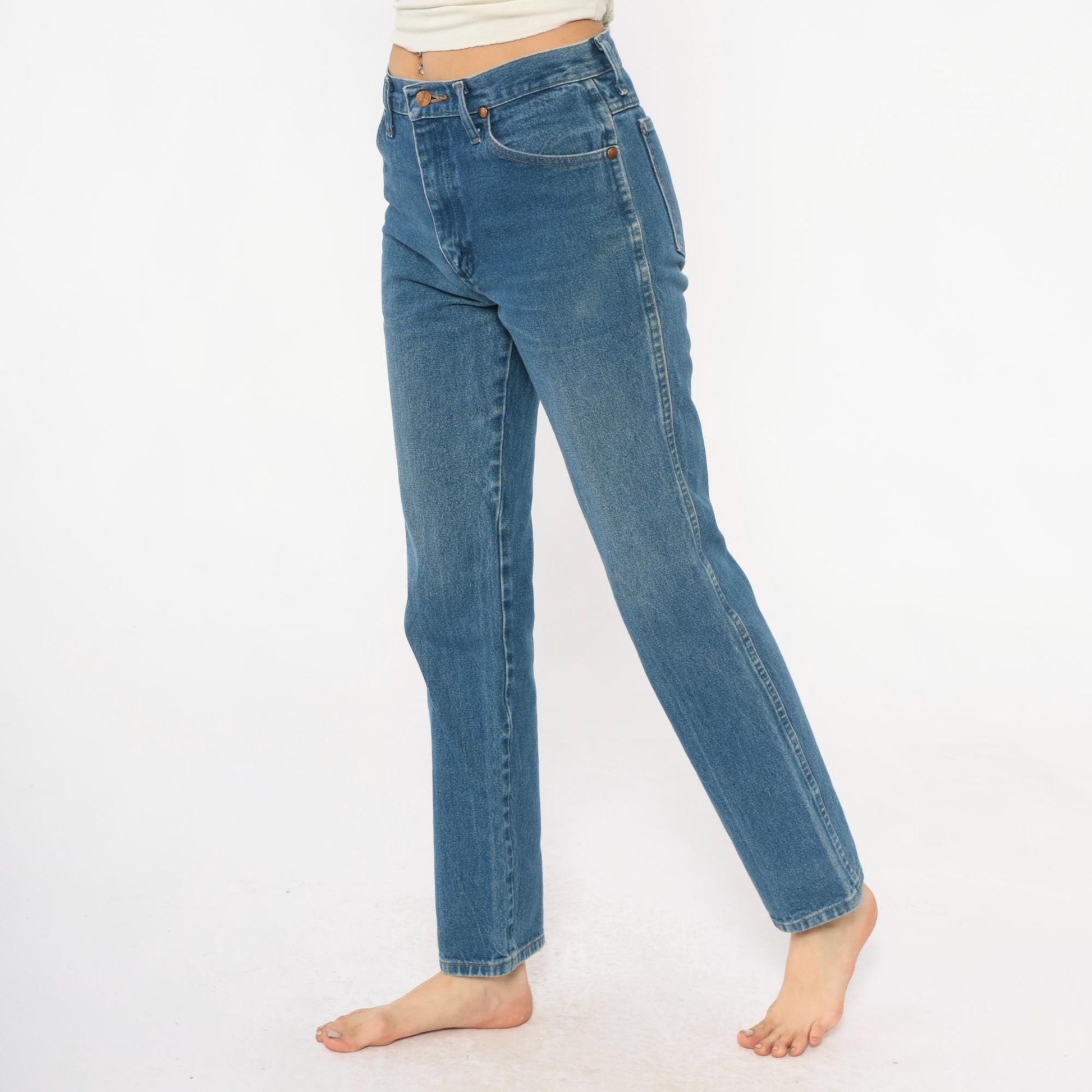 90s Wrangler High Rise Straight Leg Jeans Light Blue Denim 30x32