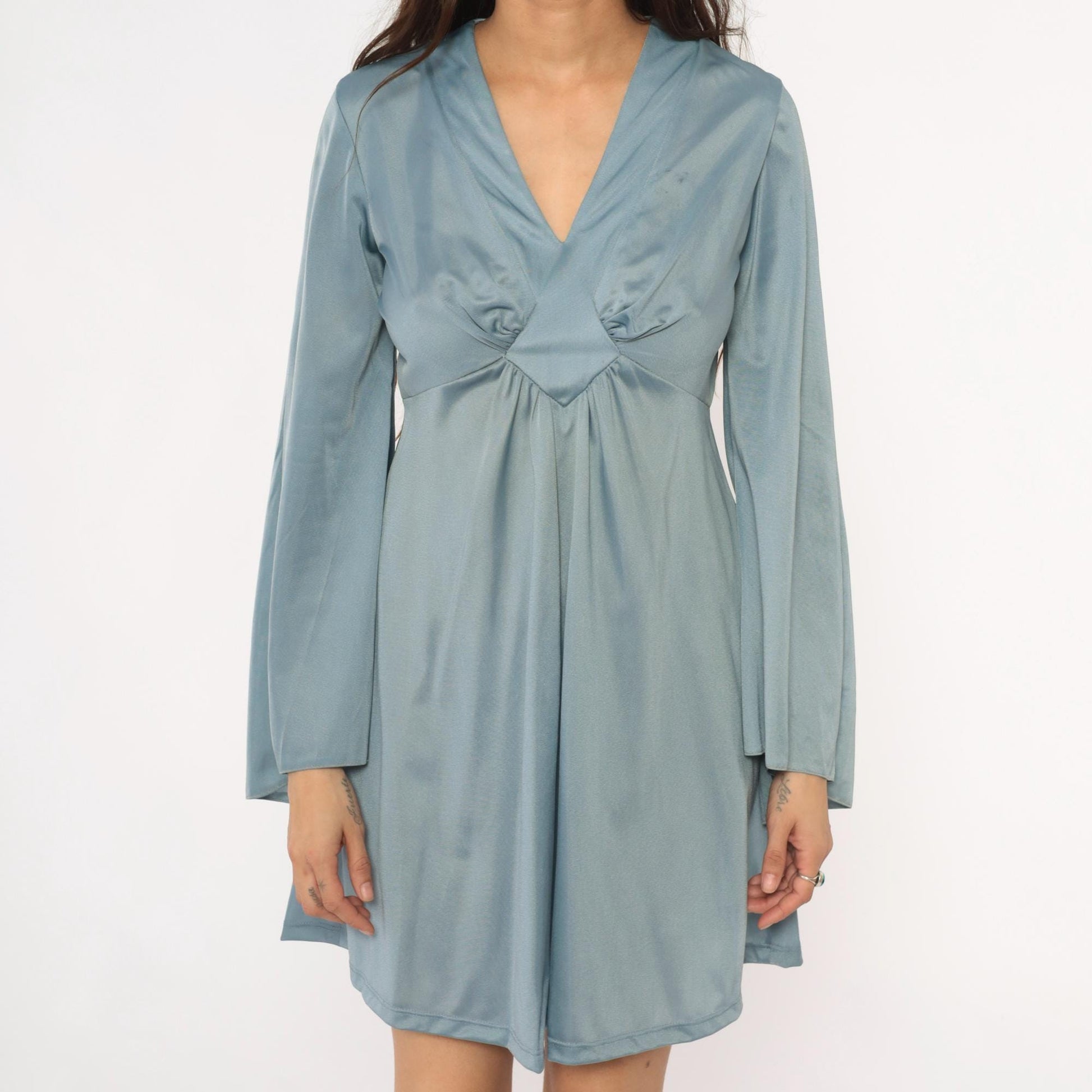 70s Powder Blue Mini Dress Bell Sleeve V Neck Empire Waist Medium M