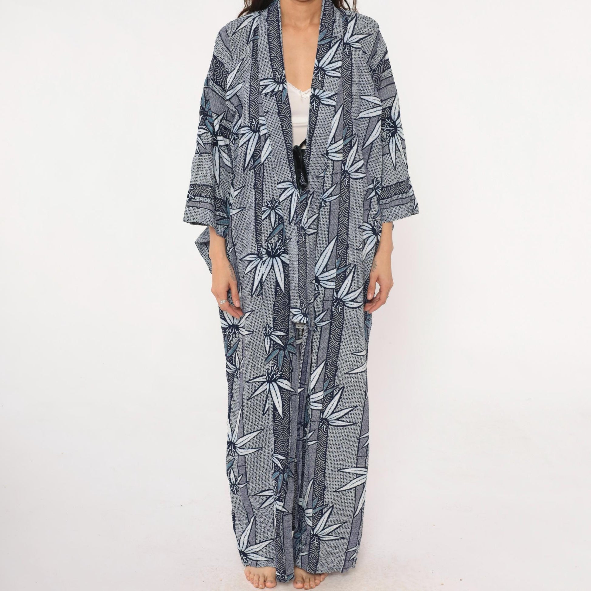 80s Blue White Botanical Kimono Robe Maxi Floral Leaf Print Medium