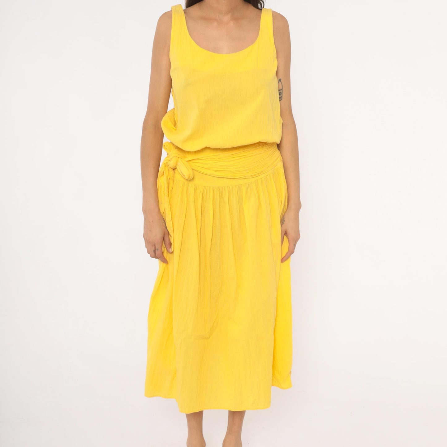90s Yellow Cotton Sundress Scoop Neck Gathered Midi Tie Sash Medium M