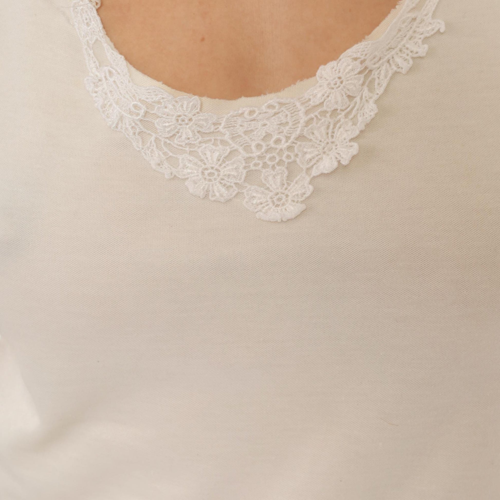 80s Ivory Camisole Lace Trim Scoop Neck Tank Top Small S