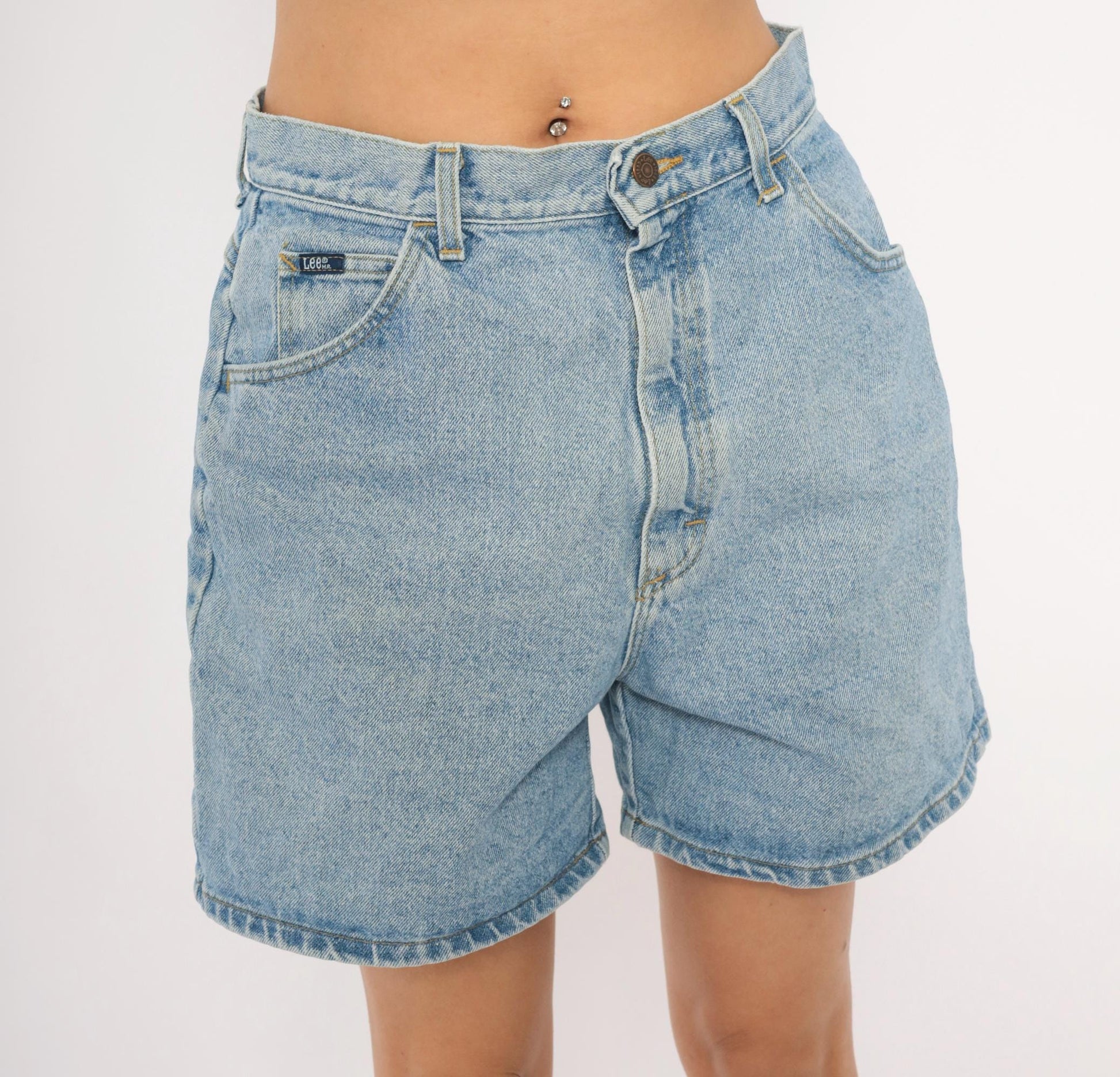 90s Lee Light Wash Denim Shorts High Rise Relaxed Fit Women's 30