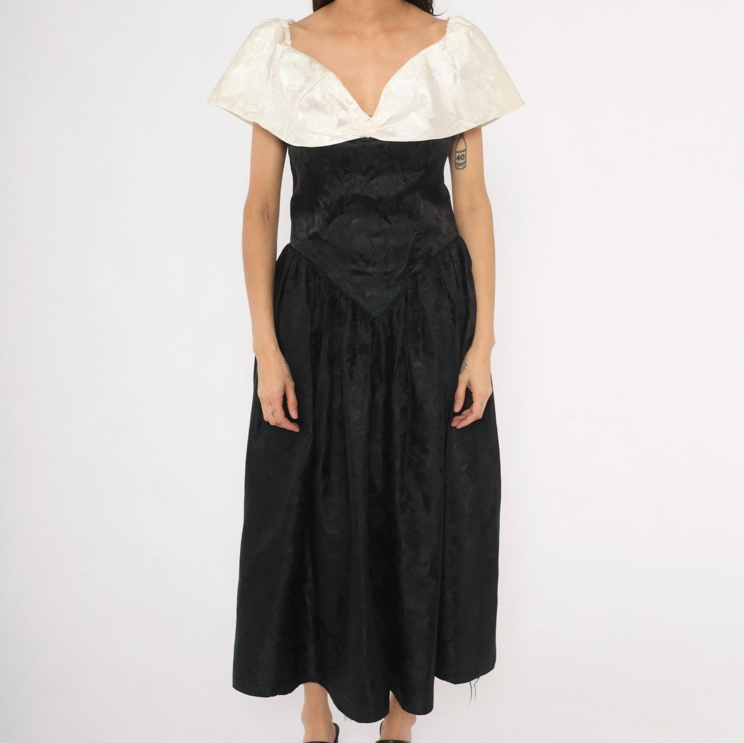 90s Black Ivory Jacquard Off-Shoulder Evening Gown Basque Waist Large L