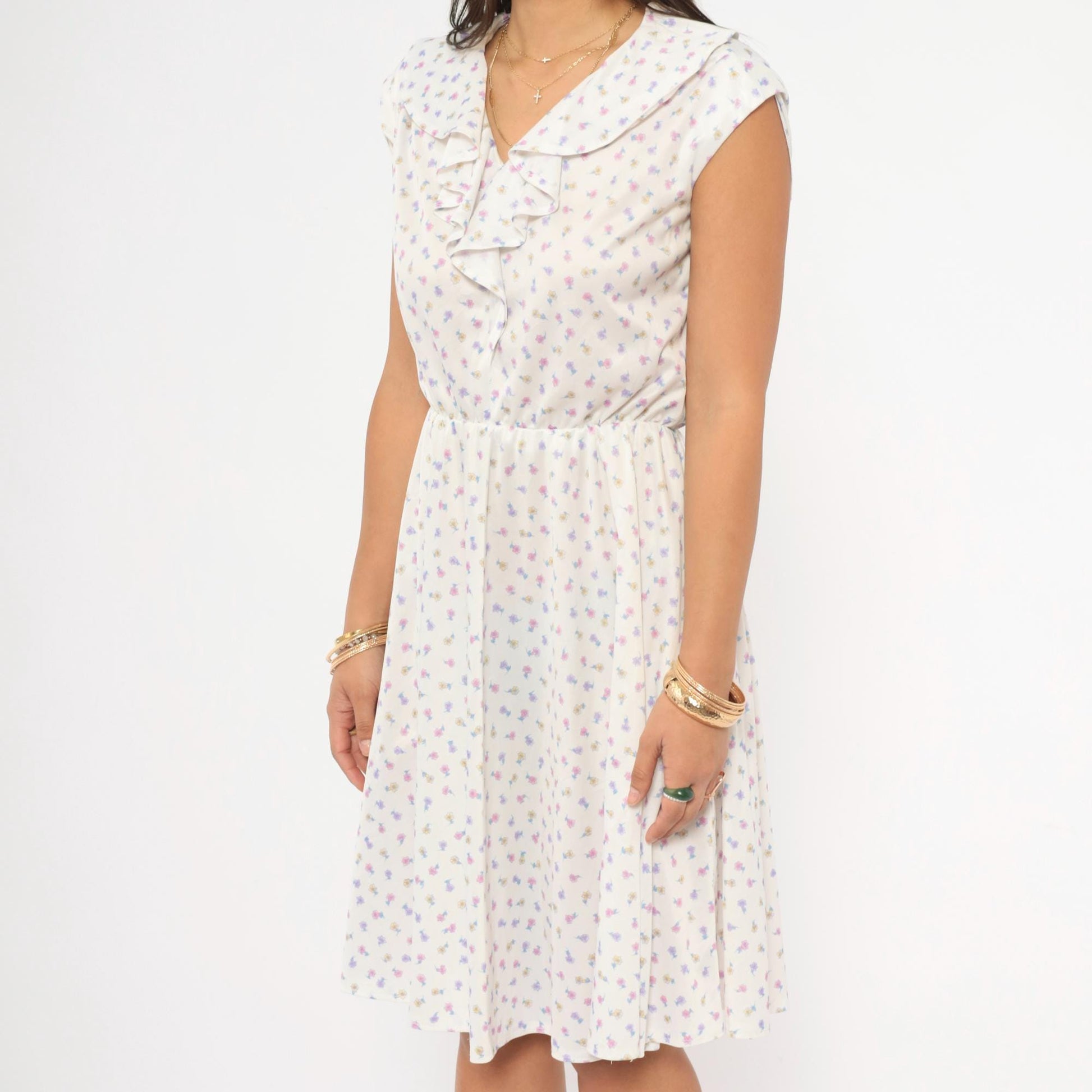 70s Floral Sundress White Pink Lavender Ditsy Print V-Neck Ruffle Cap Sleeve Medium