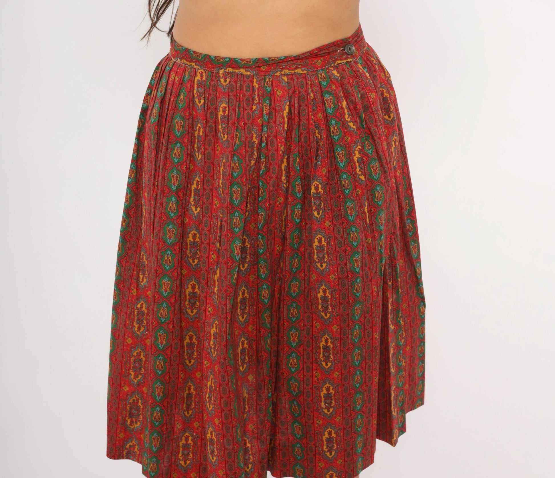 60s Medallion Print Two Piece Set Red Green Cotton Blouse Pleated Skirt Small