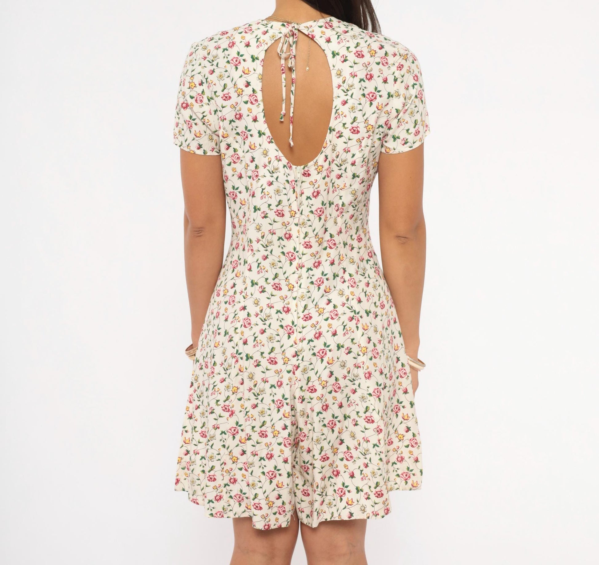 90s Spoiled Girls Floral Mini Romper Cream Rose Print V-Neck Cutout Extra Small XS