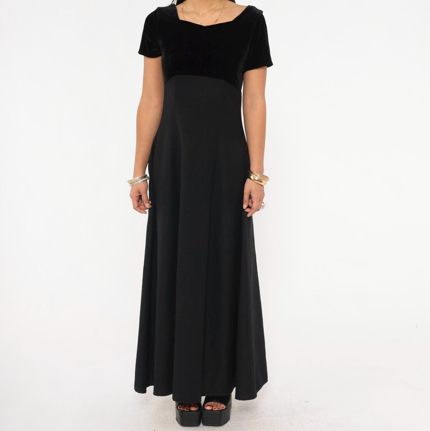 90s Simco Black Velvet Maxi Gown Sweetheart Neckline Empire Waist XXS