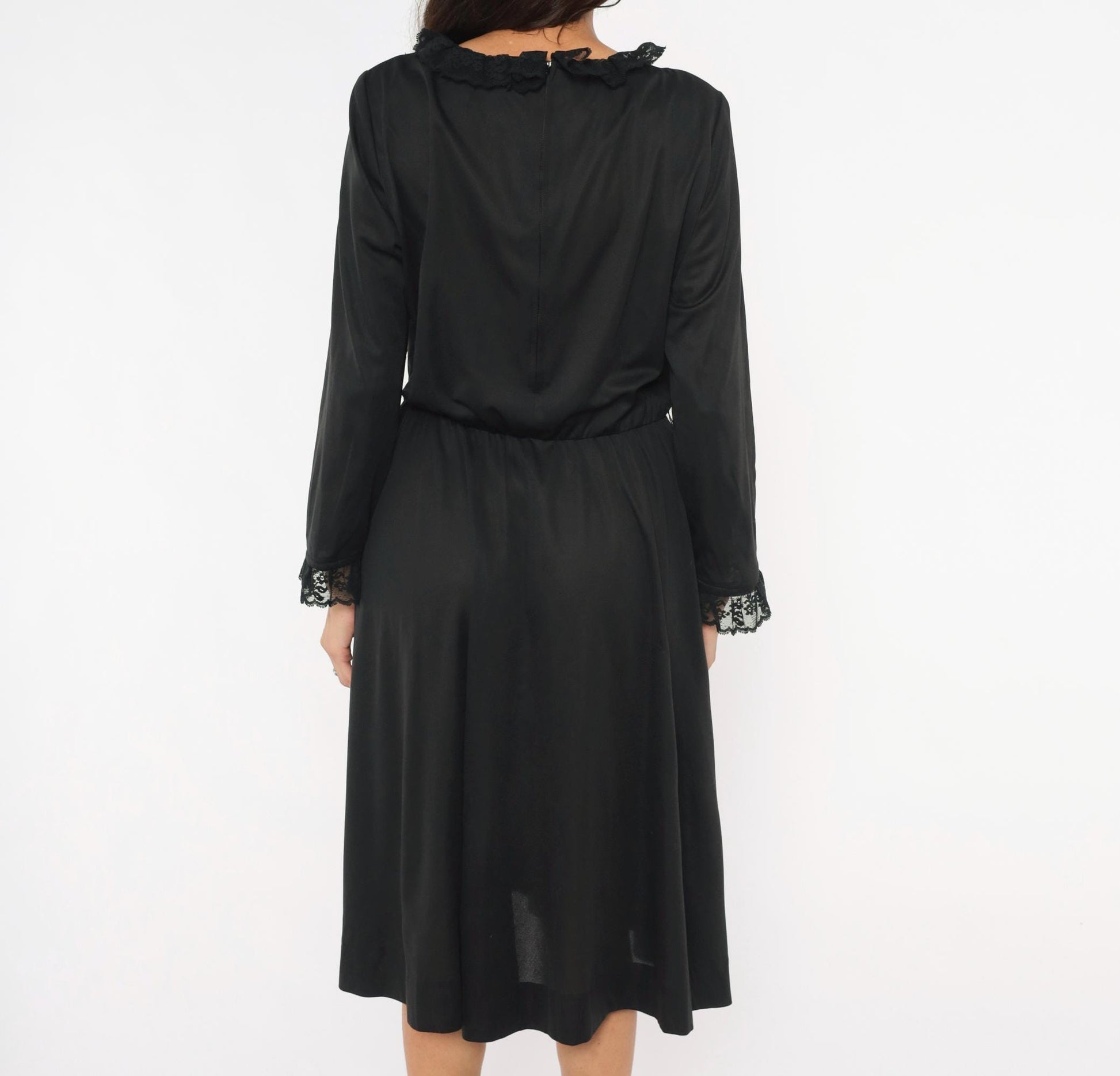 70s Black Lace Trim Scoop Neck A-Line Dress Knee Length Long Sleeve Medium Large