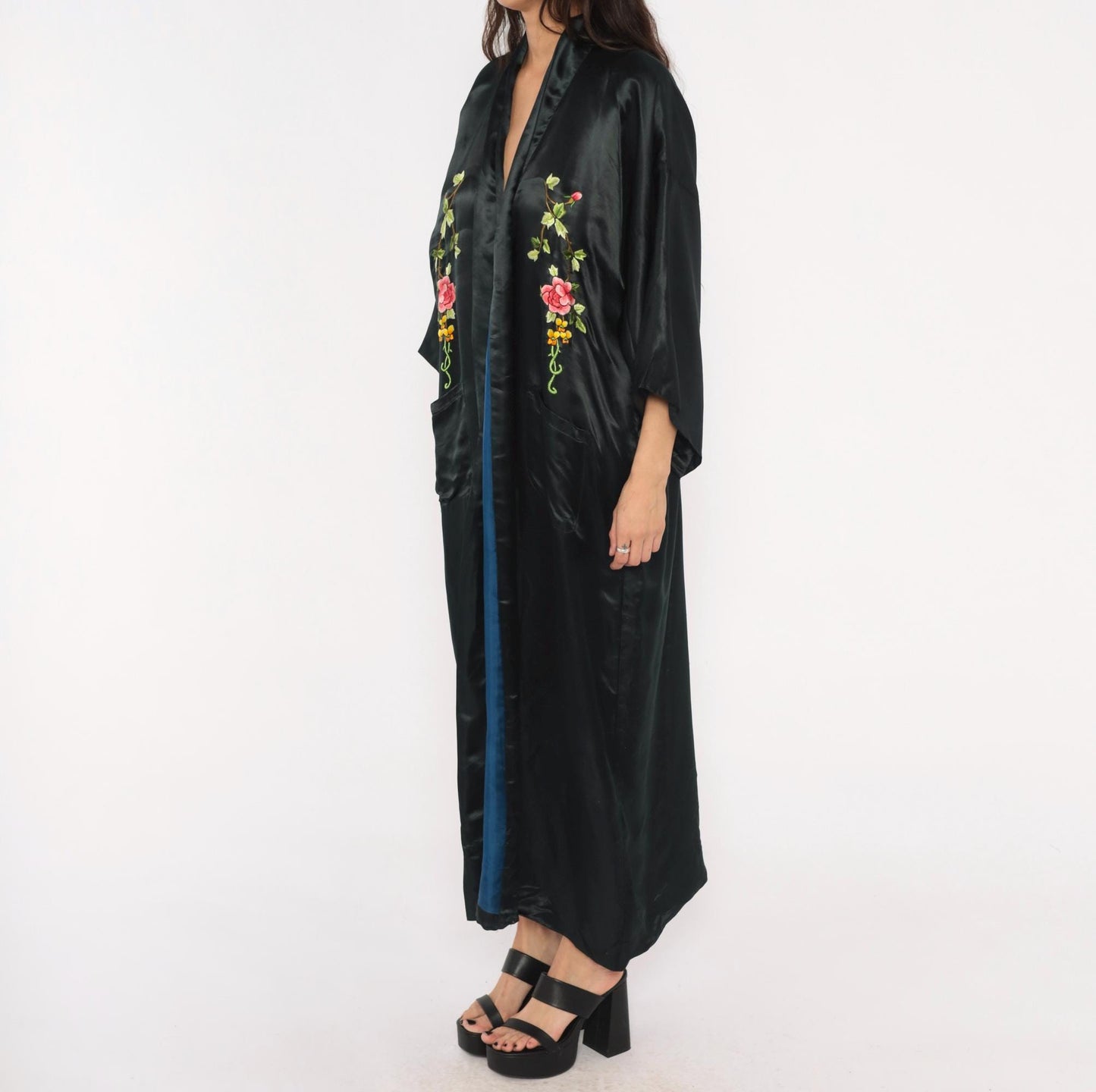 80s Xiangshan Yiyuan Black Silk Kimono Robe Embroidered Floral Maxi Extra Large