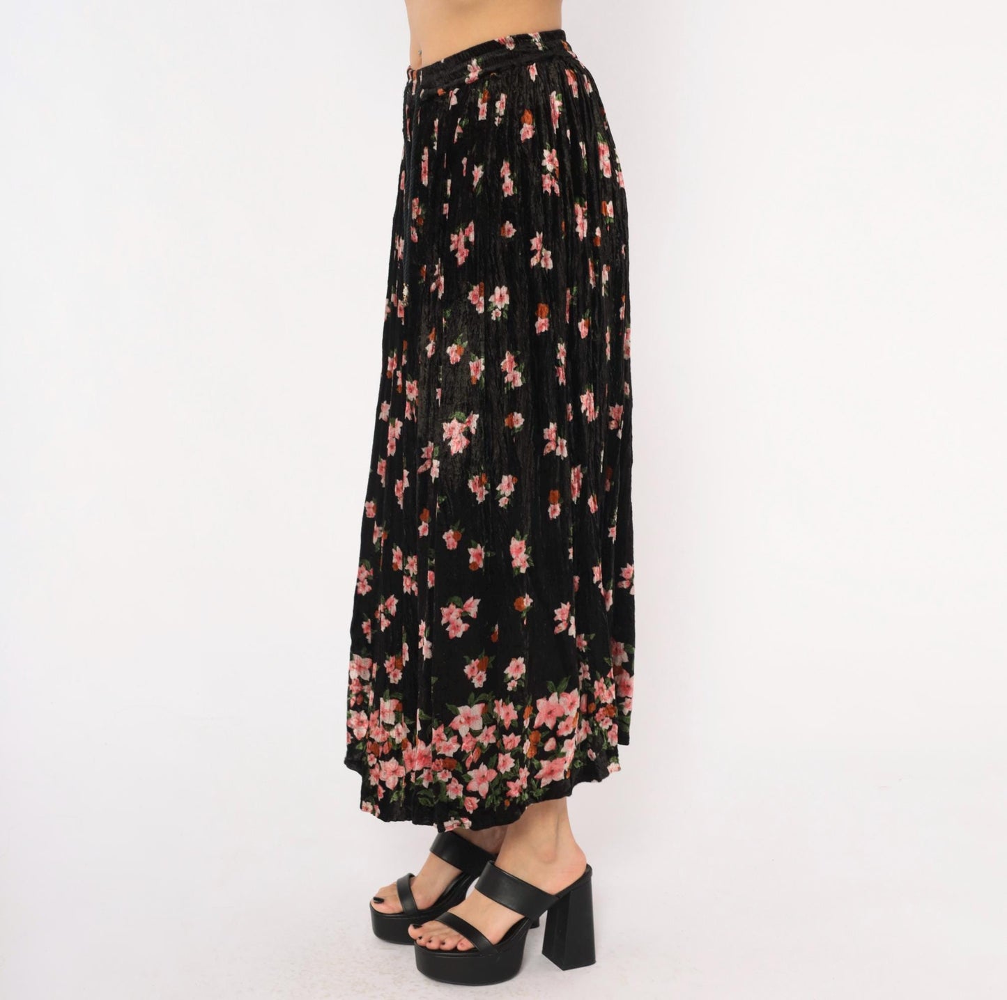 90s Xford Black Crushed Velvet Maxi Skirt Pink Floral Print One Size