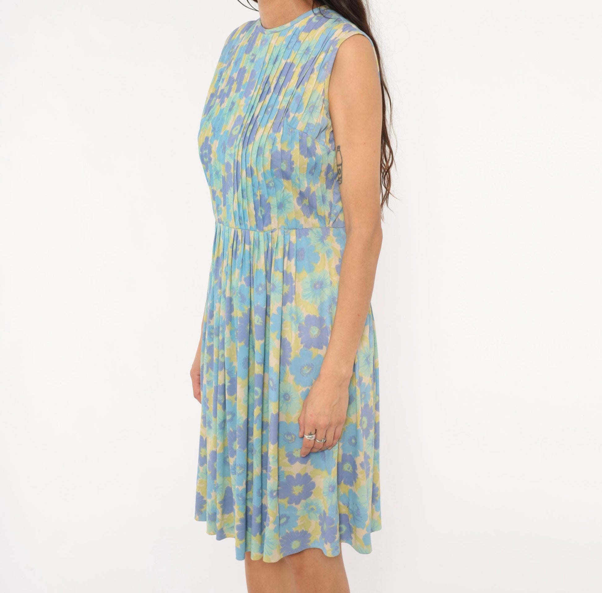 60s Carol Brent Floral Pleated Dress Blue Violet Yellow Knee-Length Medium M