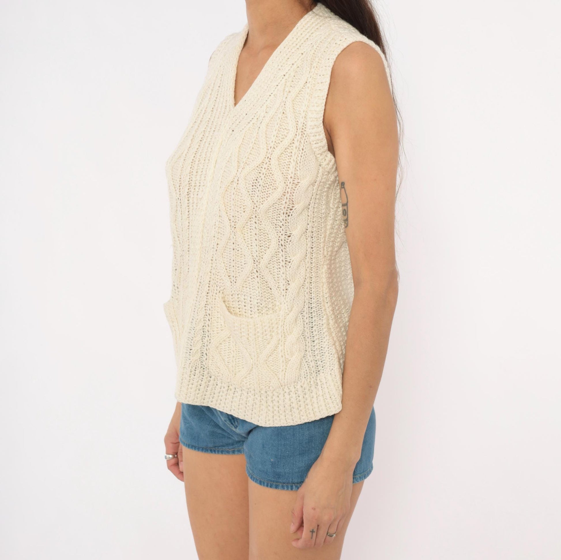 70s Cream Cable Knit Sweater Vest V Neck Pullover Preppy Small