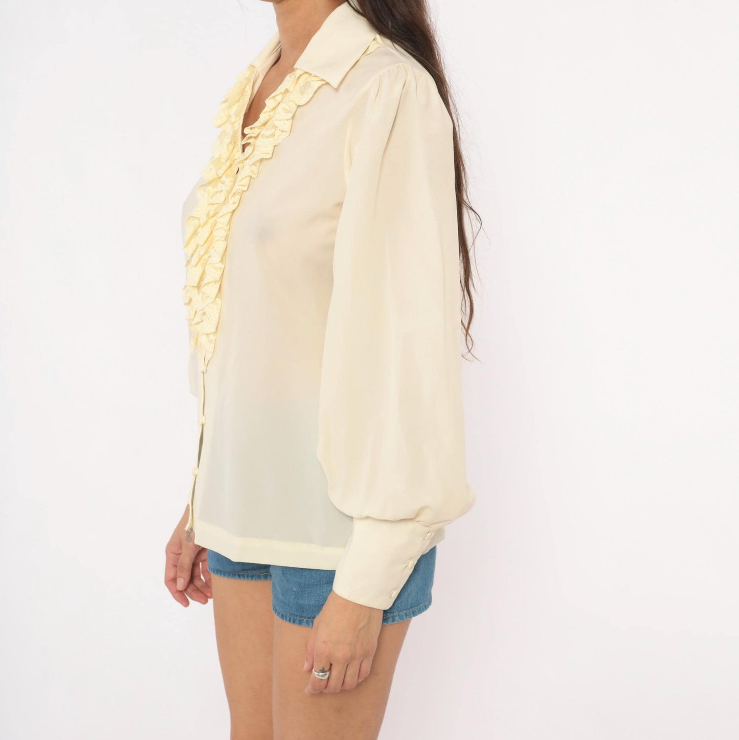 70s Lee Mar Cream Lace Ruffle Blouse Button Front Bishop Sleeve Medium