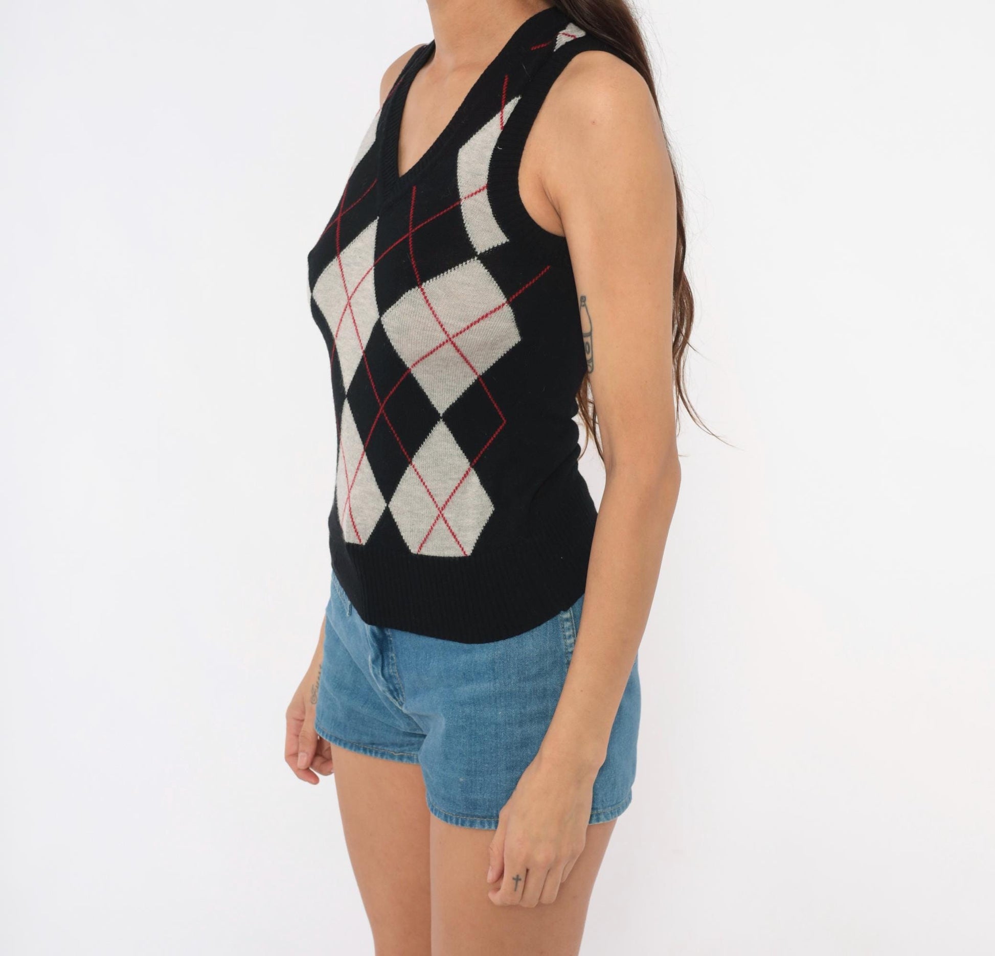 2000s Express Argyle Sweater Vest V-Neck Black Grey Red Diamond Knit XS