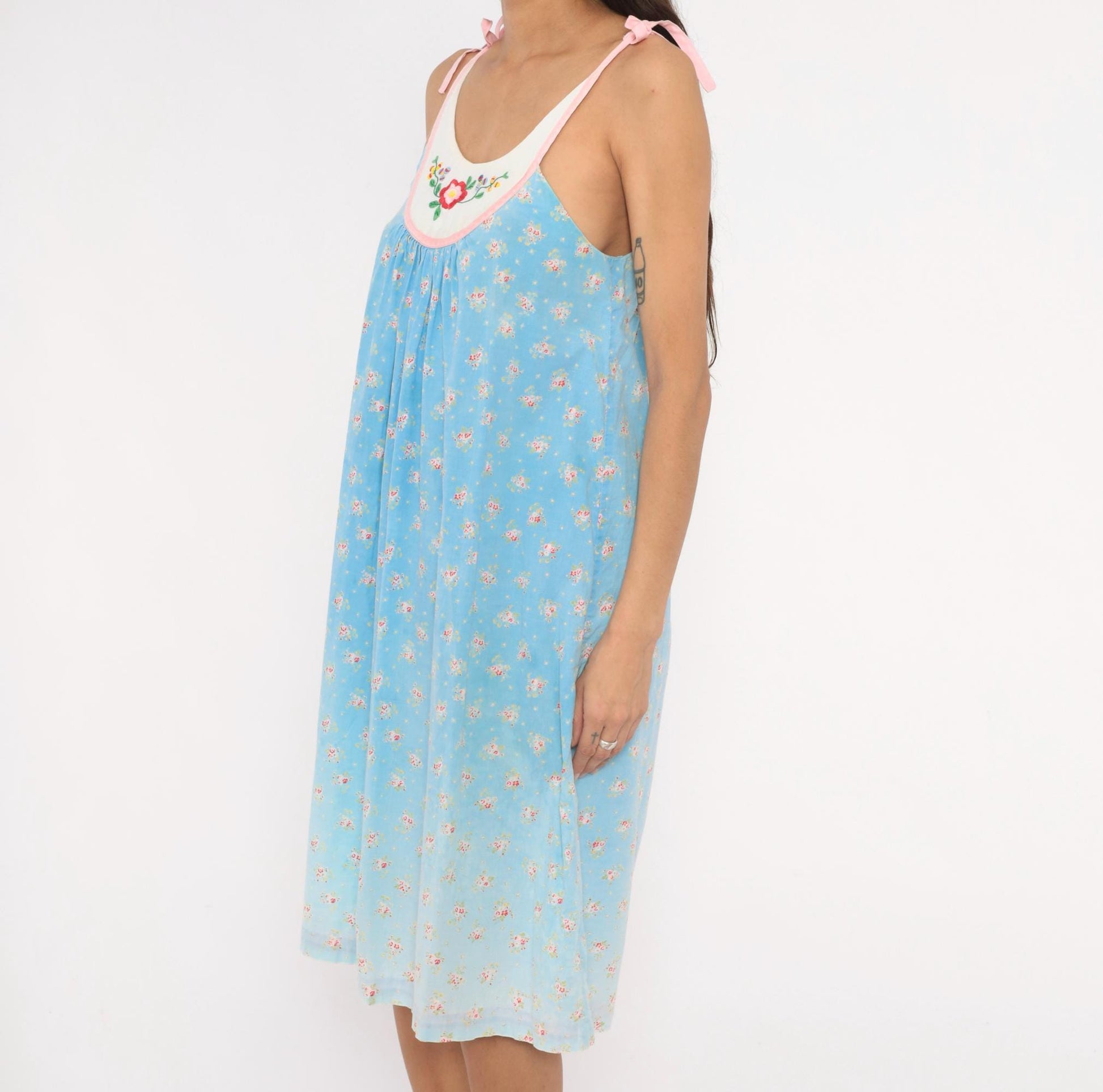 80s Baby Blue Floral Embroidered Nightgown Cotton Tie Shoulder Small