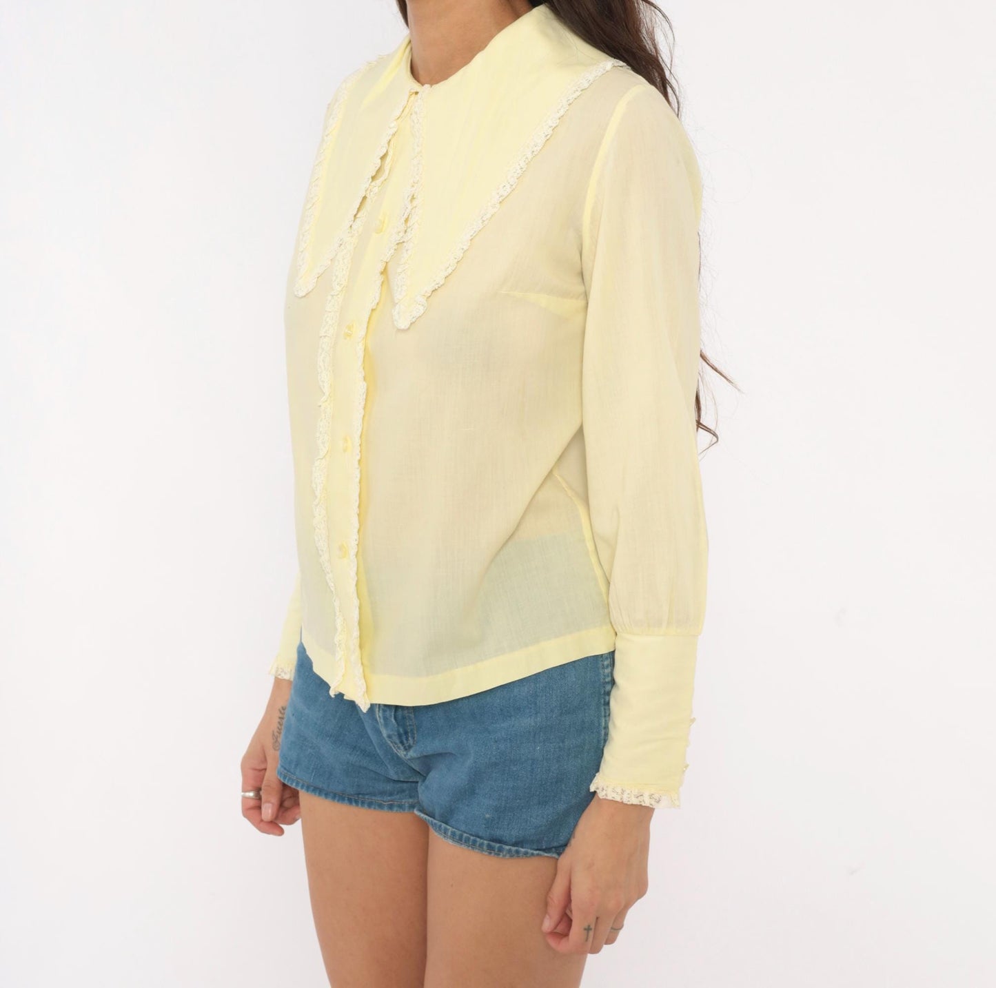70s Quartet Fashion Butter Yellow Lace Trim Blouse Pointed Collar Cotton Small