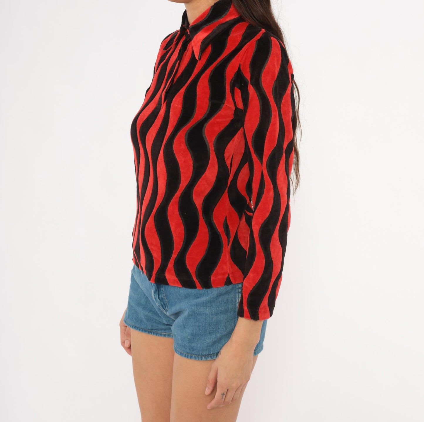 Y2K Psychedelic Wave Collared Shirt Red Black Wavy Stripe Long Sleeve Extra Small