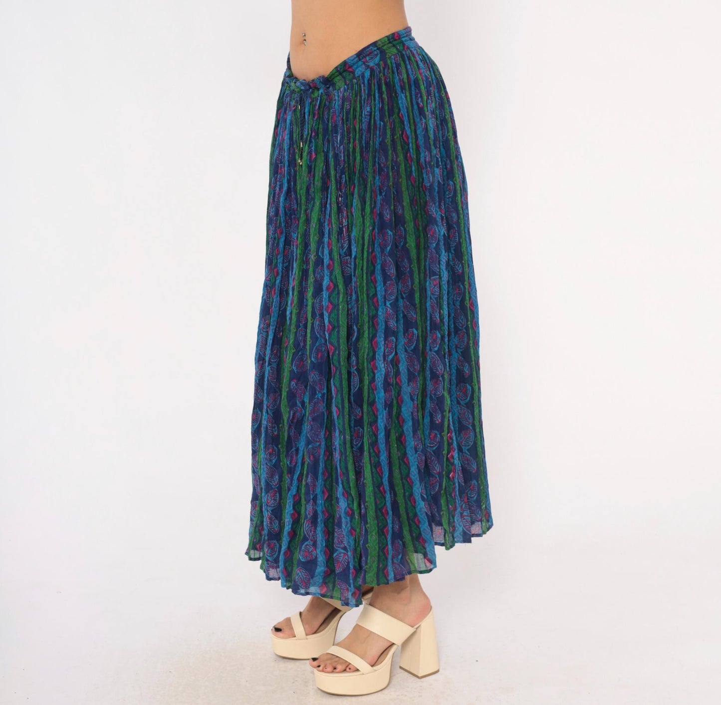 90s Via Max Broomstick Maxi Skirt Crushed Gauze Leaf Print Navy Multicolor Large L