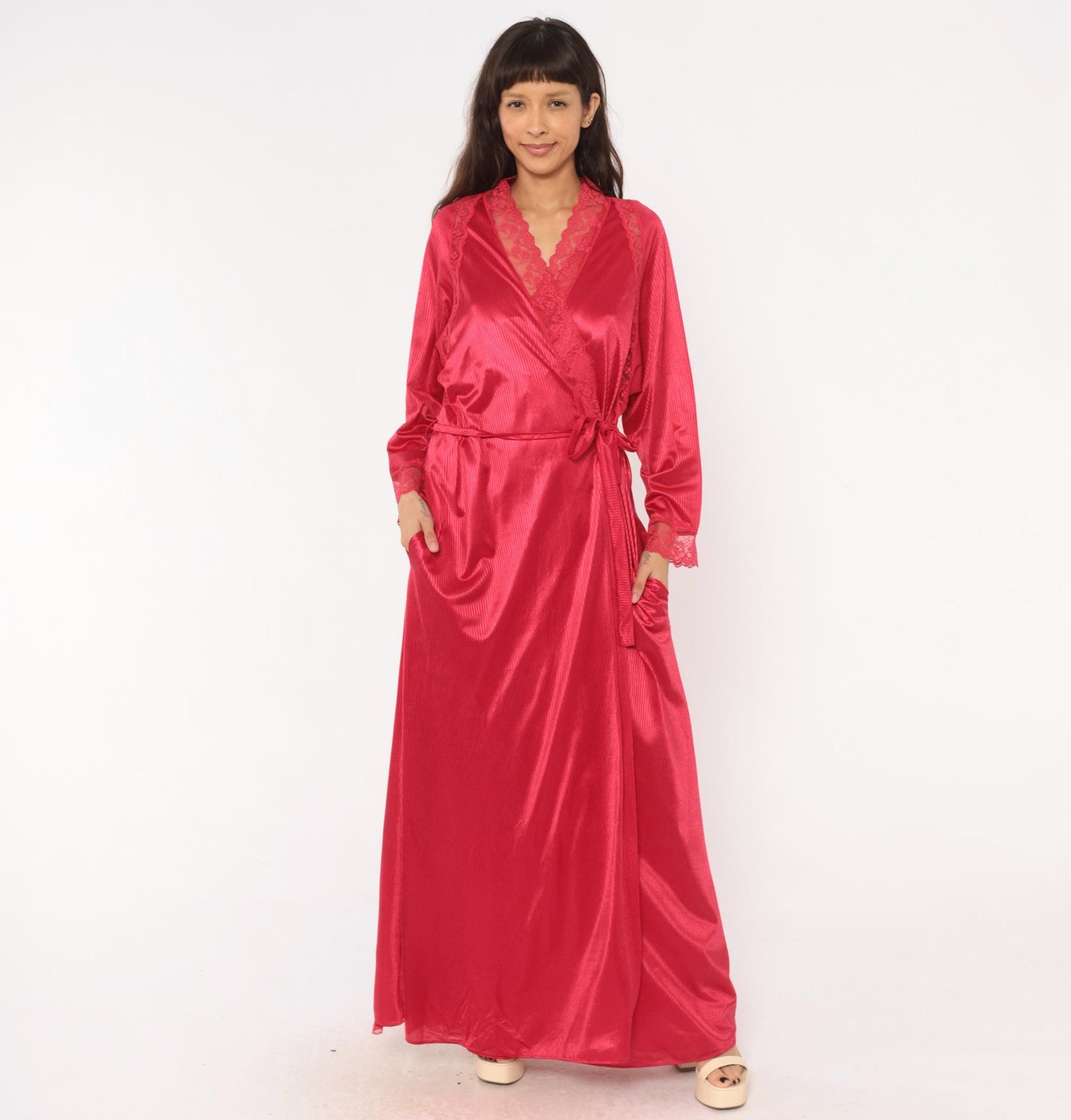 70s JCPenney Raspberry Nylon Nightgown Robe Set Deep V Lace Medium