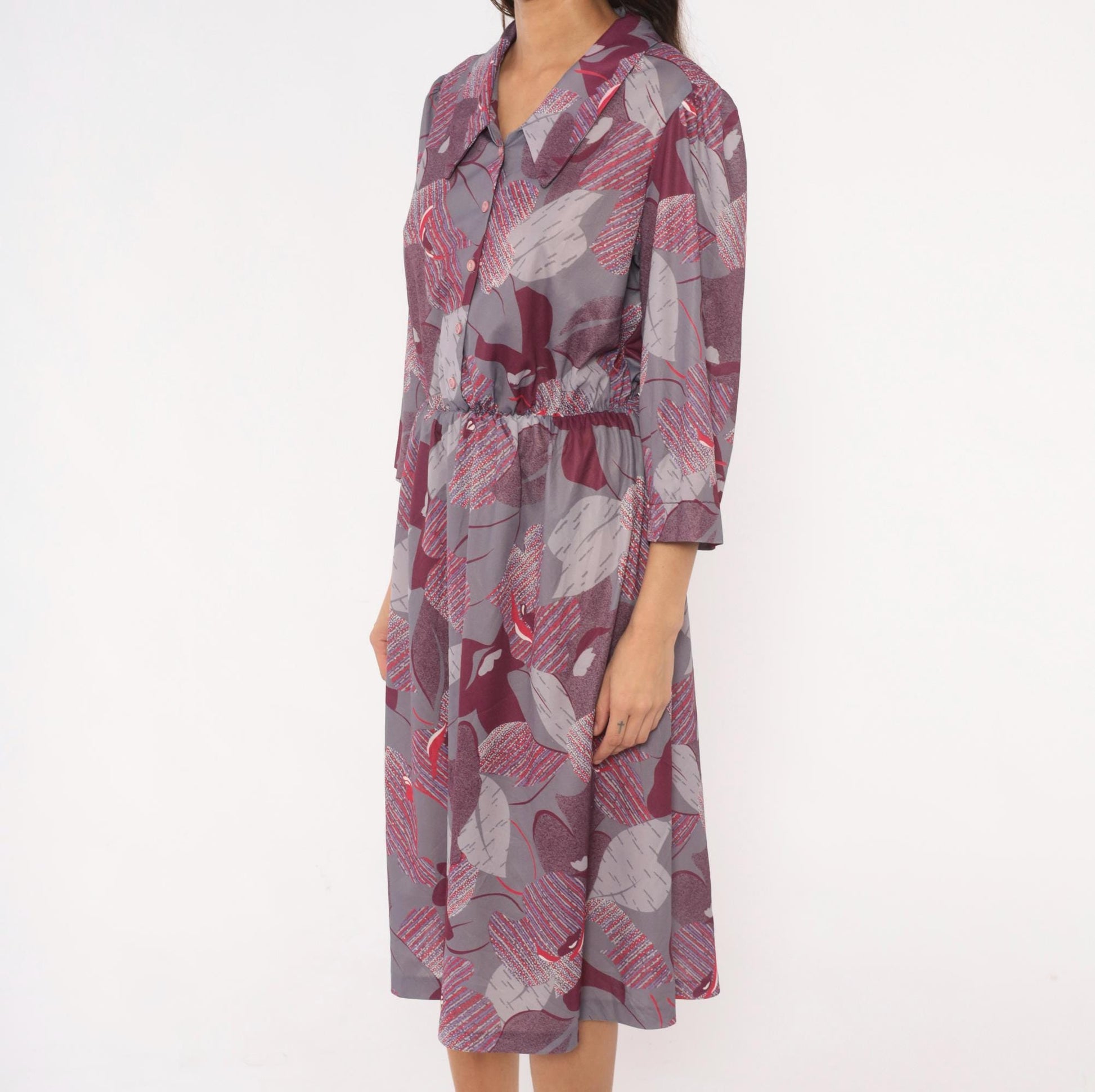 70s Abstract Leaf Floral Button Front Dress Grey Burgundy Knee-Length Medium M