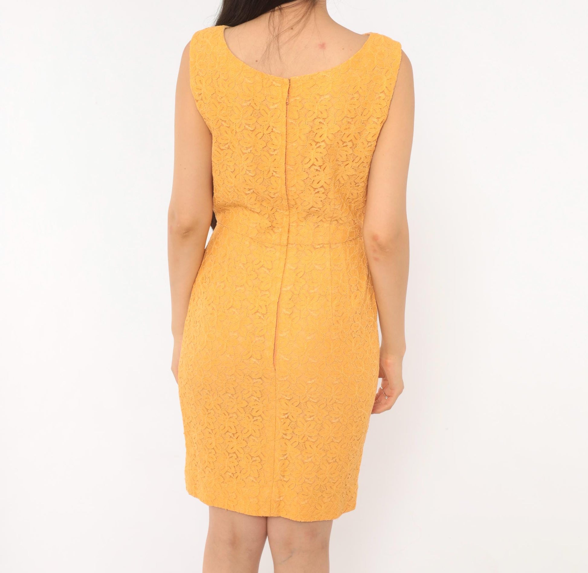 60s Golden Orange Lace Sheath Dress Boat Neck Sleeveless Knee Length Small