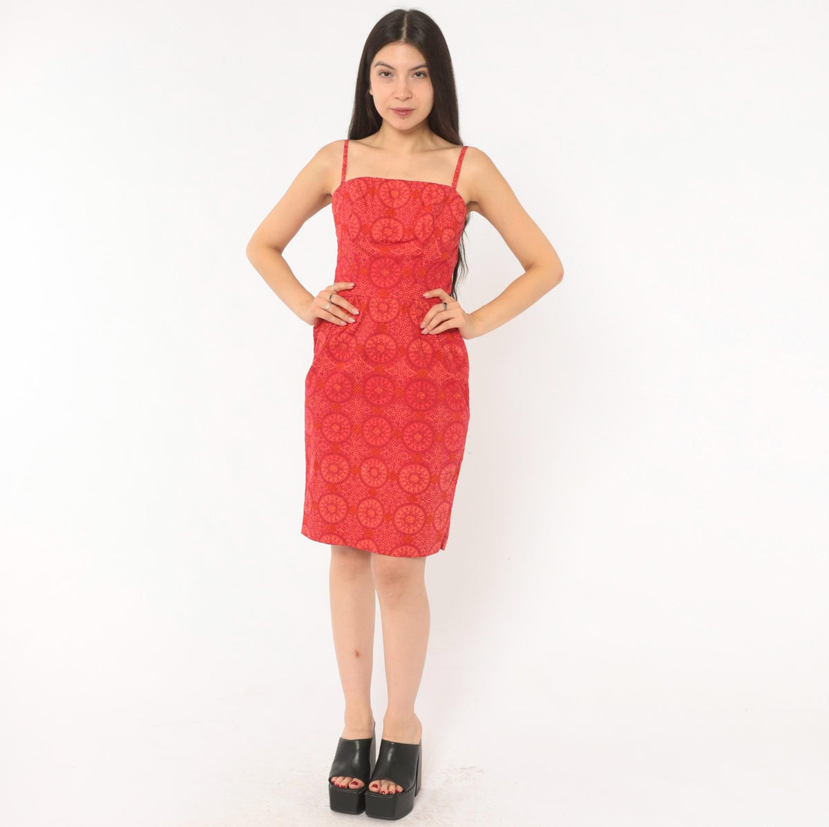 60s Medallion Print Sundress Red Orange Square Neckline Fitted Bodice Small