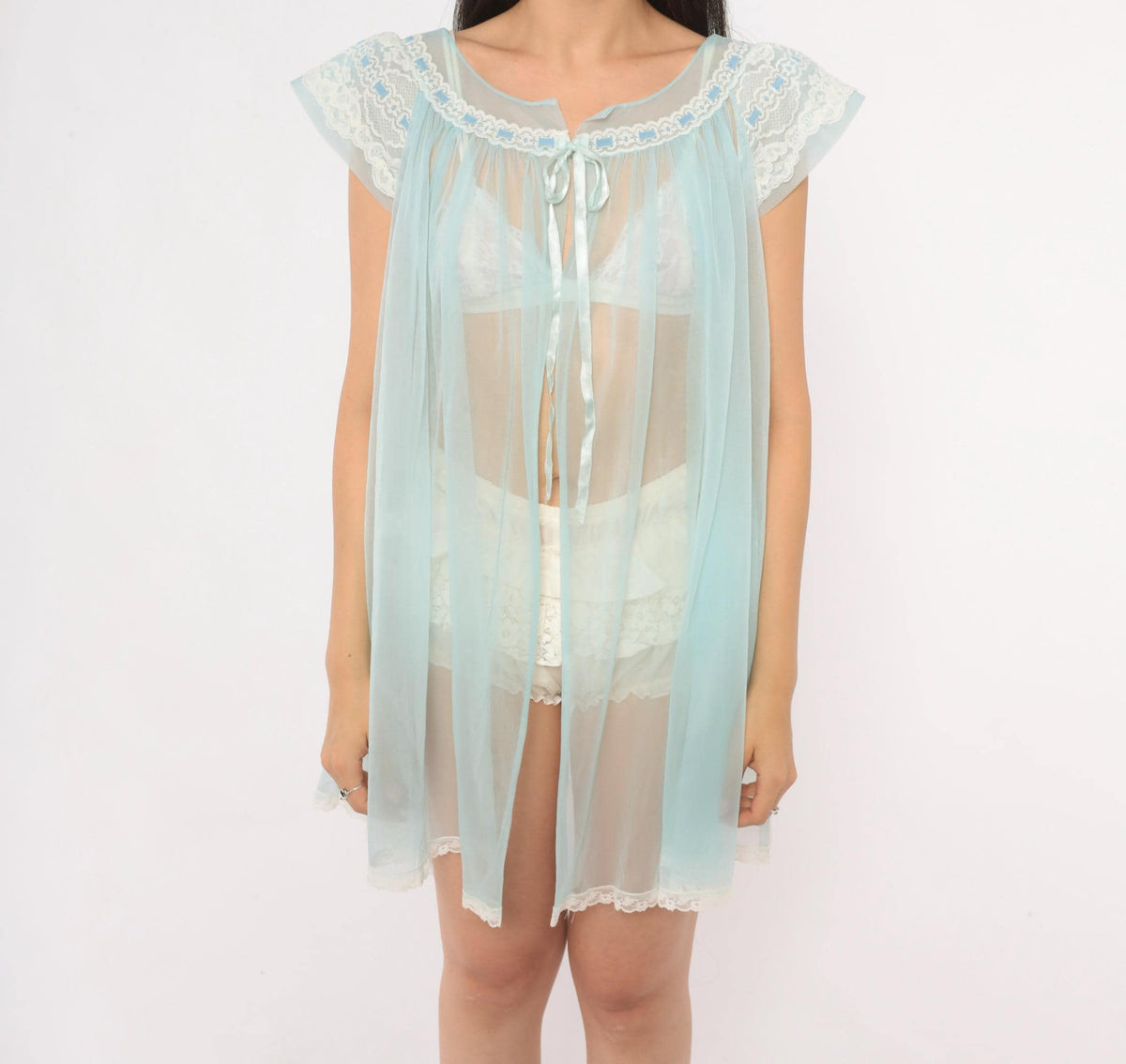 70s Baby Blue Sheer Peignoir Robe Lace Trim Cap Sleeve Nightgown Small